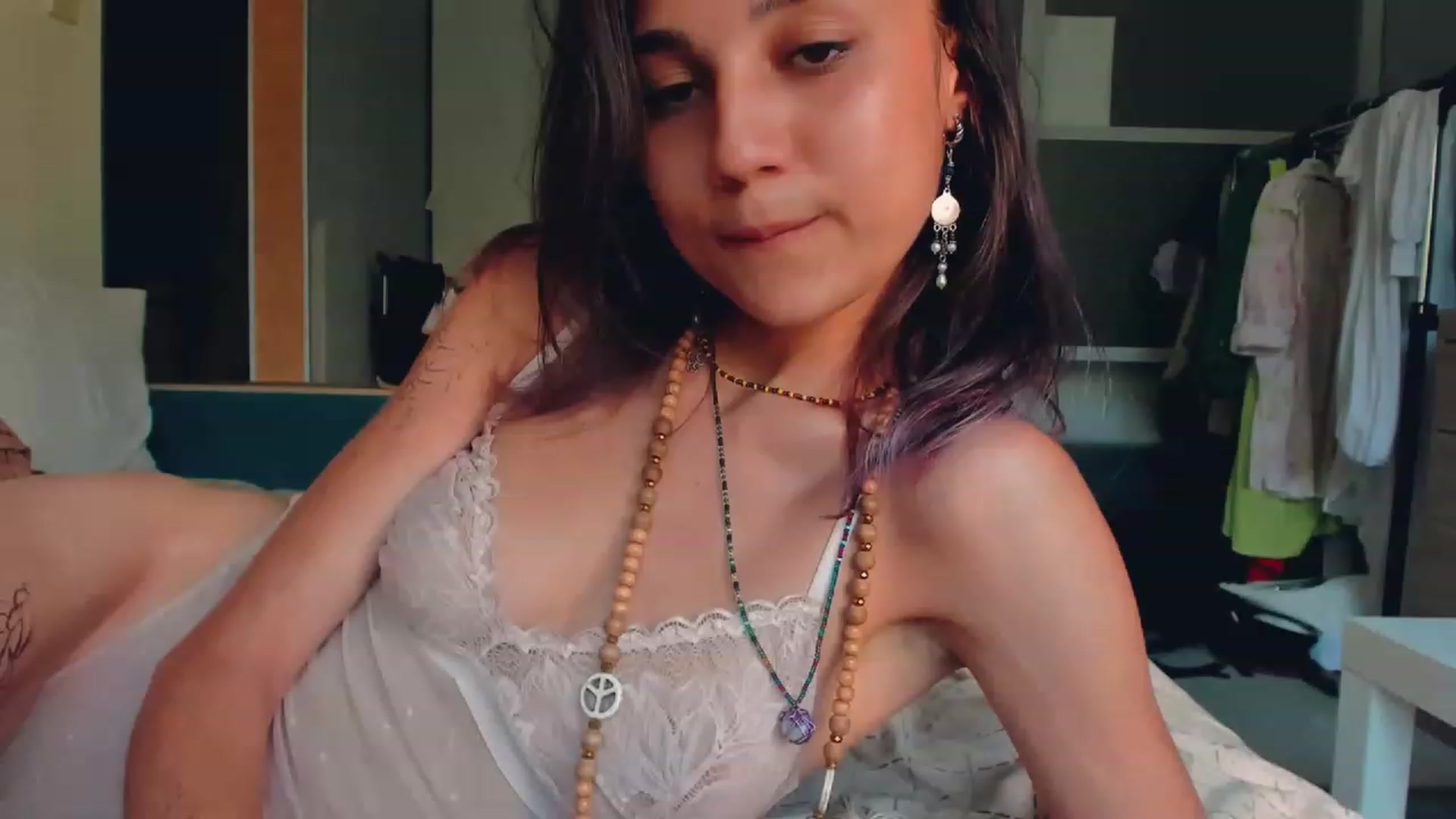 Gallery image thumbnail from PurpleJuno's myfreecams stream on, 08/10/2023, 15:04 image 19 of 20