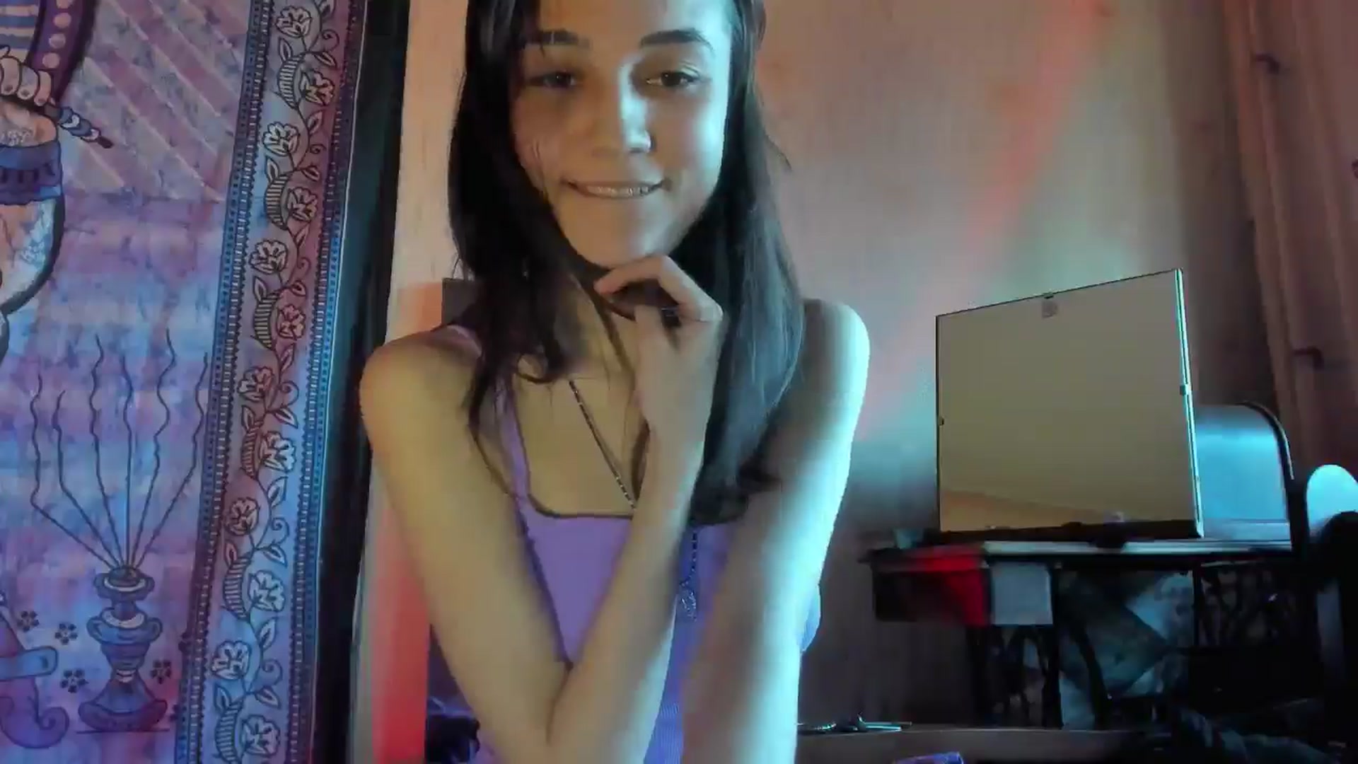 Gallery image thumbnail from PurpleJuno's myfreecams stream on, 05/19/2024, 16:46 image 6 of 20