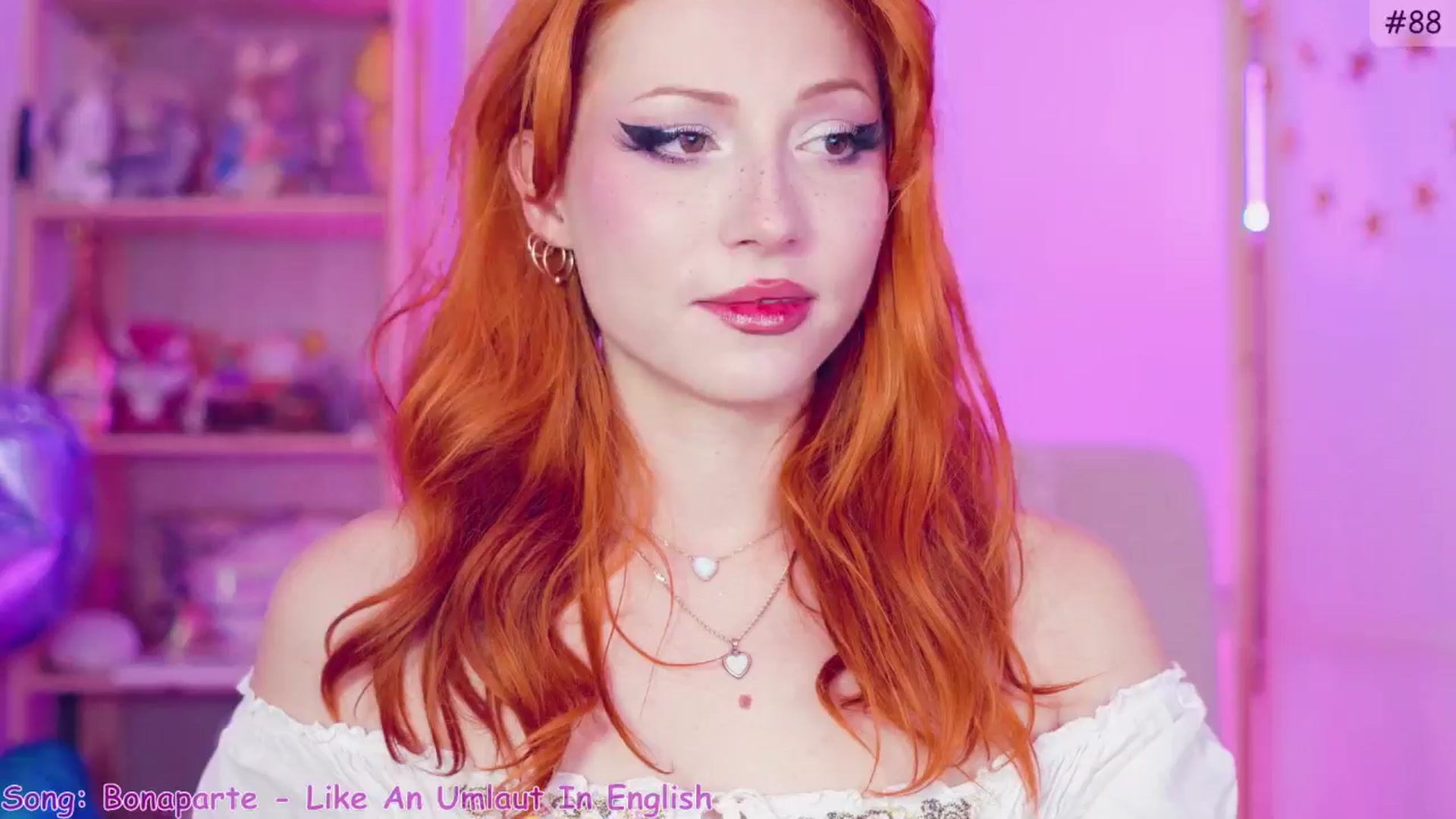 Gallery image thumbnail from Purrelove's myfreecams stream on, 11/01/2024, 10:47 image 9 of 20