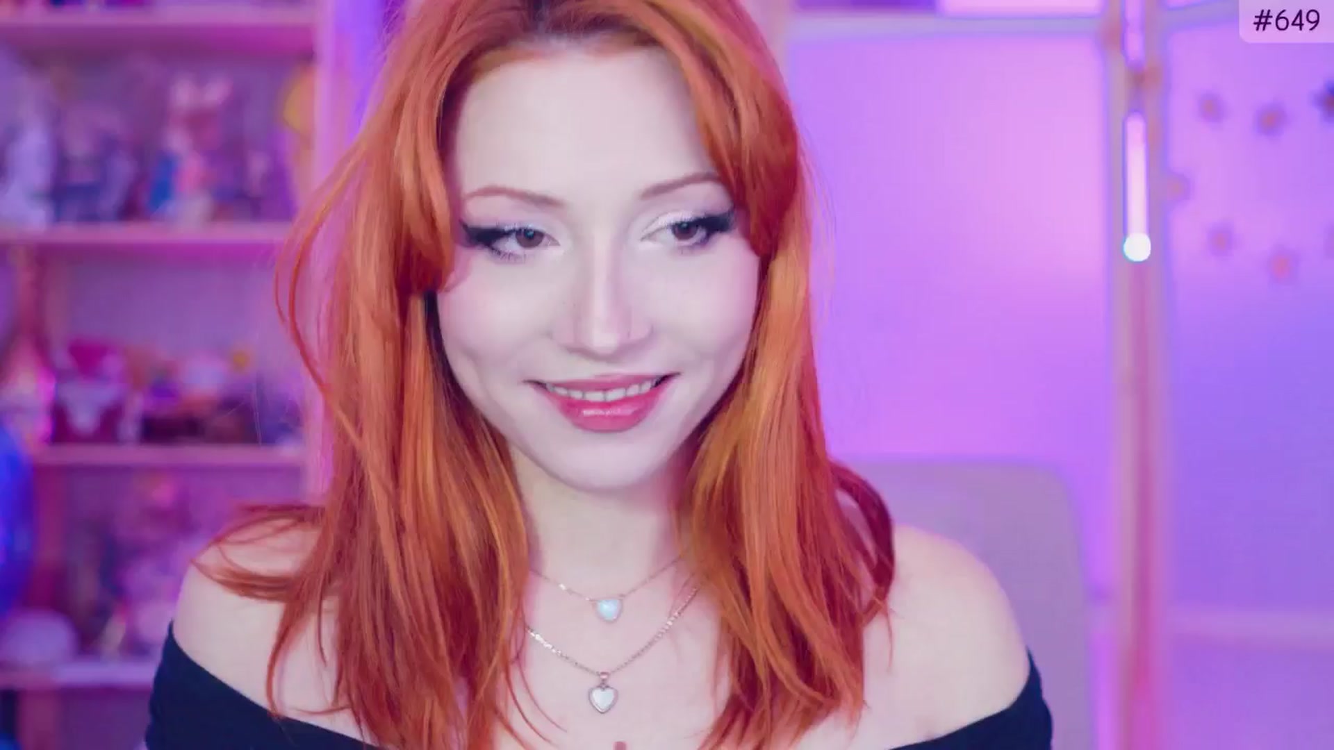 Gallery image thumbnail from Purrelove's myfreecams stream on, 11/03/2024, 12:09 image 6 of 20