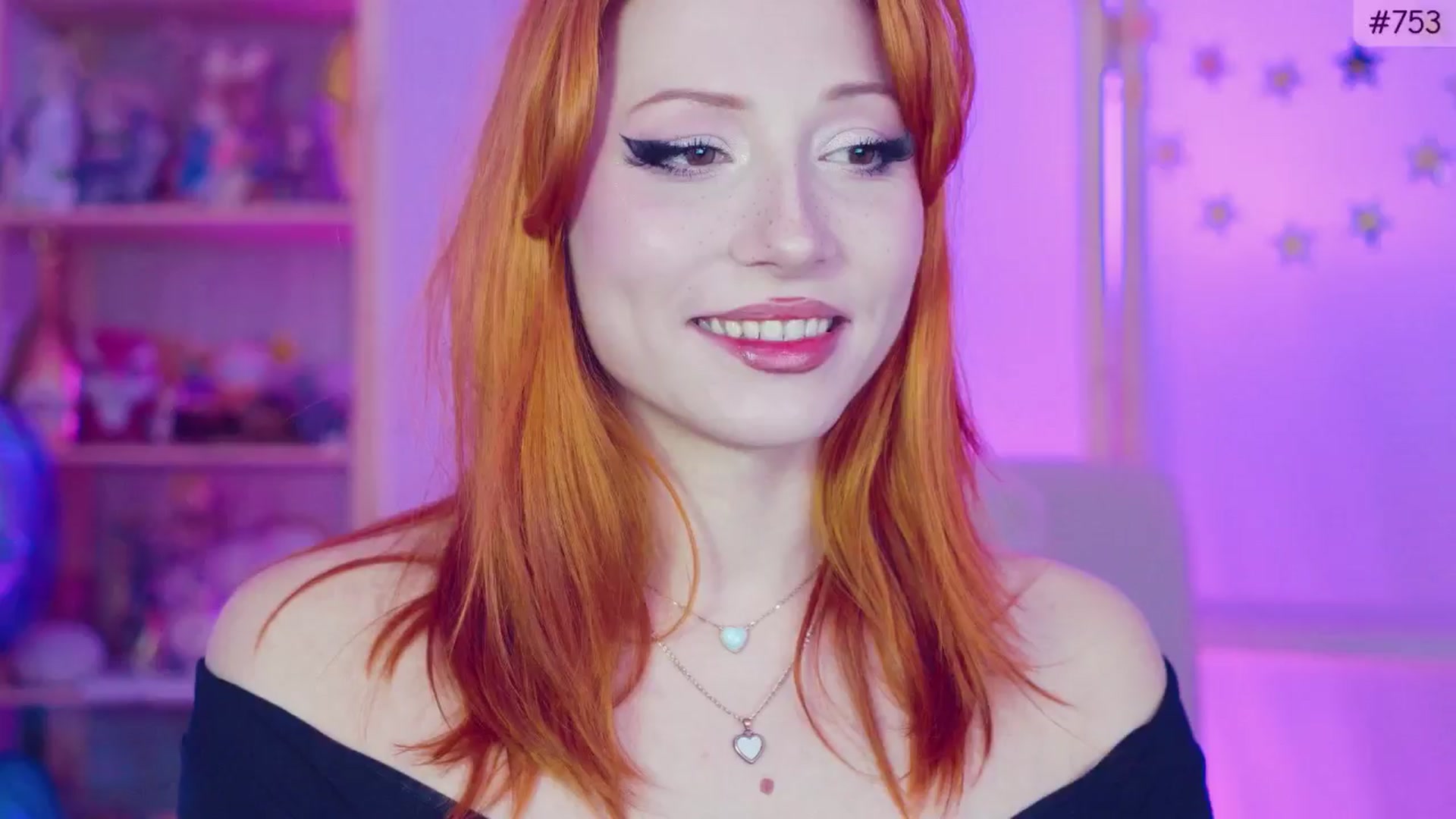 Gallery image thumbnail from Purrelove's myfreecams stream on, 11/03/2024, 12:09 image 4 of 20