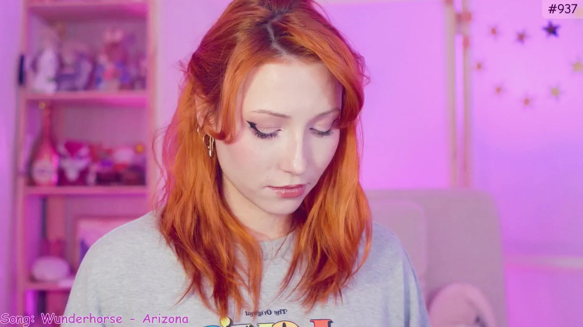 Gallery image thumbnail from Purrelove's myfreecams stream on, 11/10/2024, 08:25 image 4 of 20