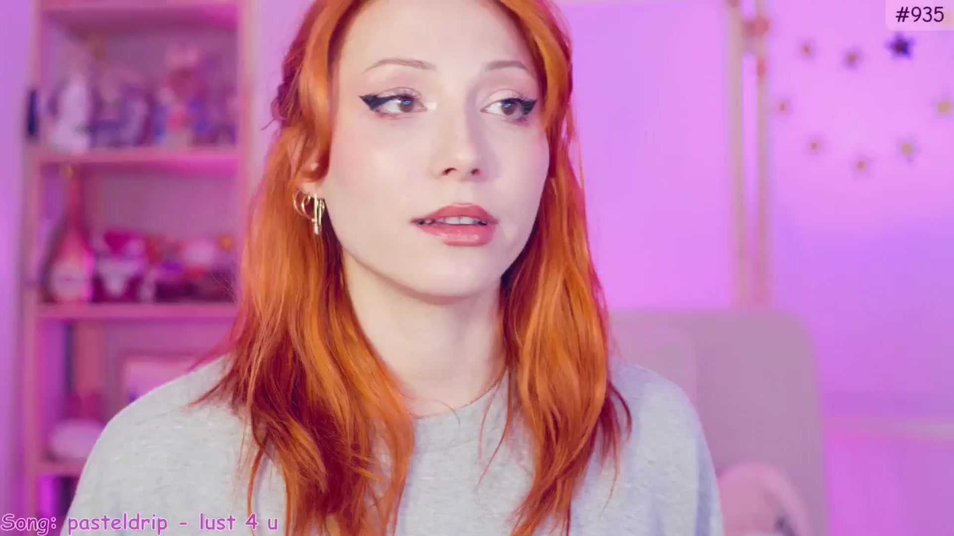Gallery image thumbnail from Purrelove's myfreecams stream on, 11/10/2024, 08:25 image 17 of 20