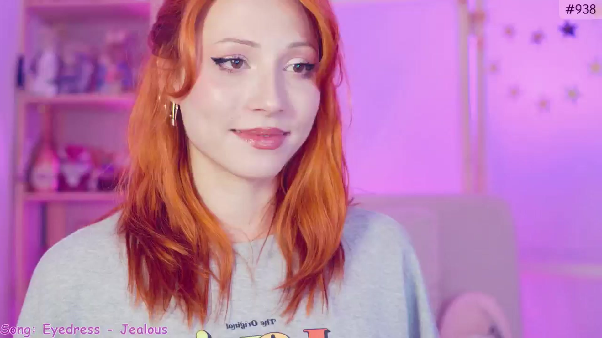 Gallery image thumbnail from Purrelove's myfreecams stream on, 11/10/2024, 08:25 image 12 of 20