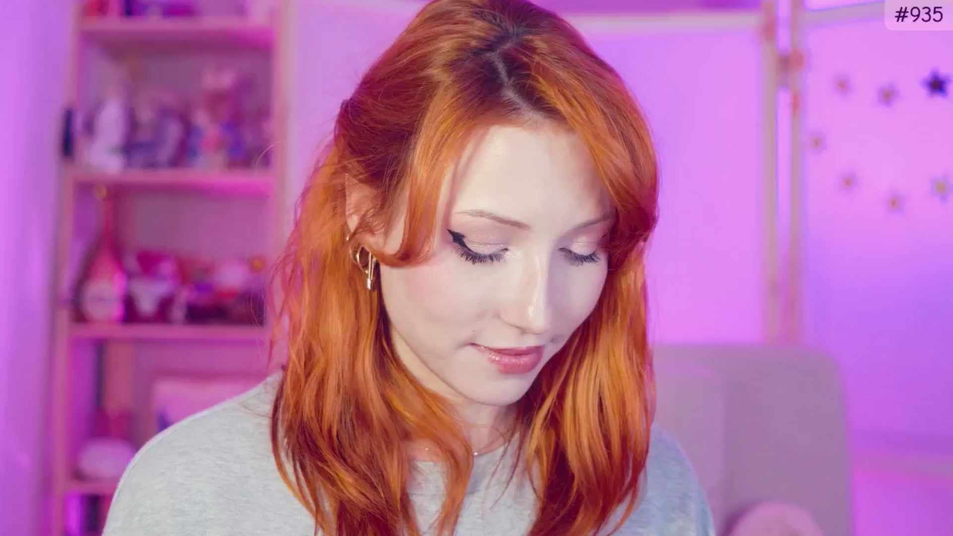 Gallery image thumbnail from Purrelove's myfreecams stream on, 11/10/2024, 08:52 image 3 of 20