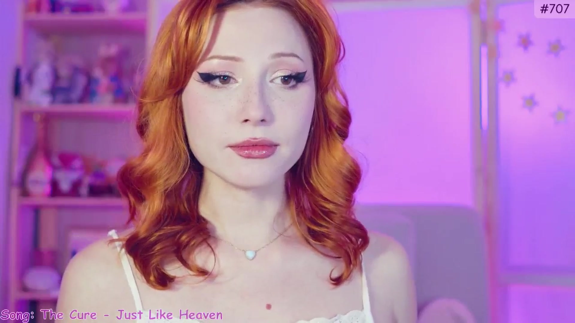 Gallery image thumbnail from Purrelove's myfreecams stream on, 11/11/2024, 11:42 image 11 of 20