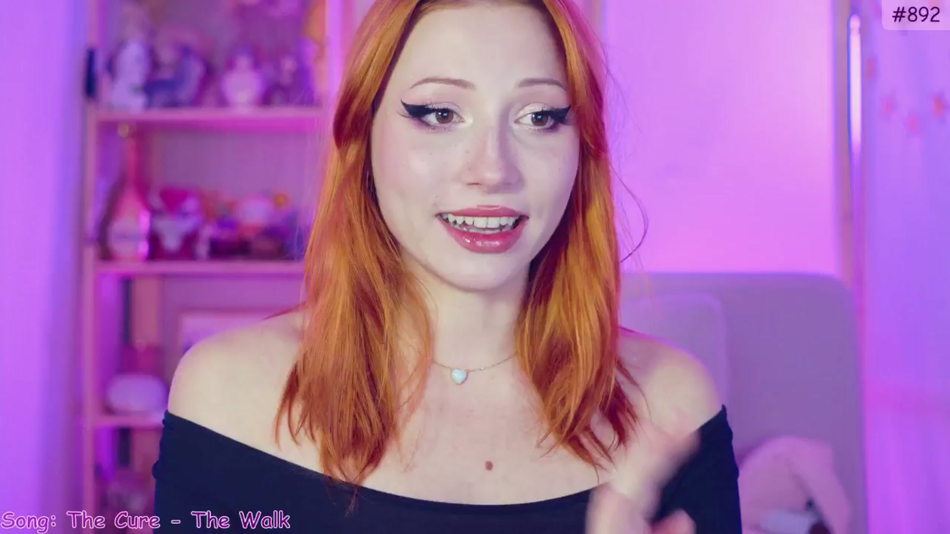 Gallery image thumbnail from Purrelove's myfreecams stream on, 11/17/2024, 10:05 image 9 of 20