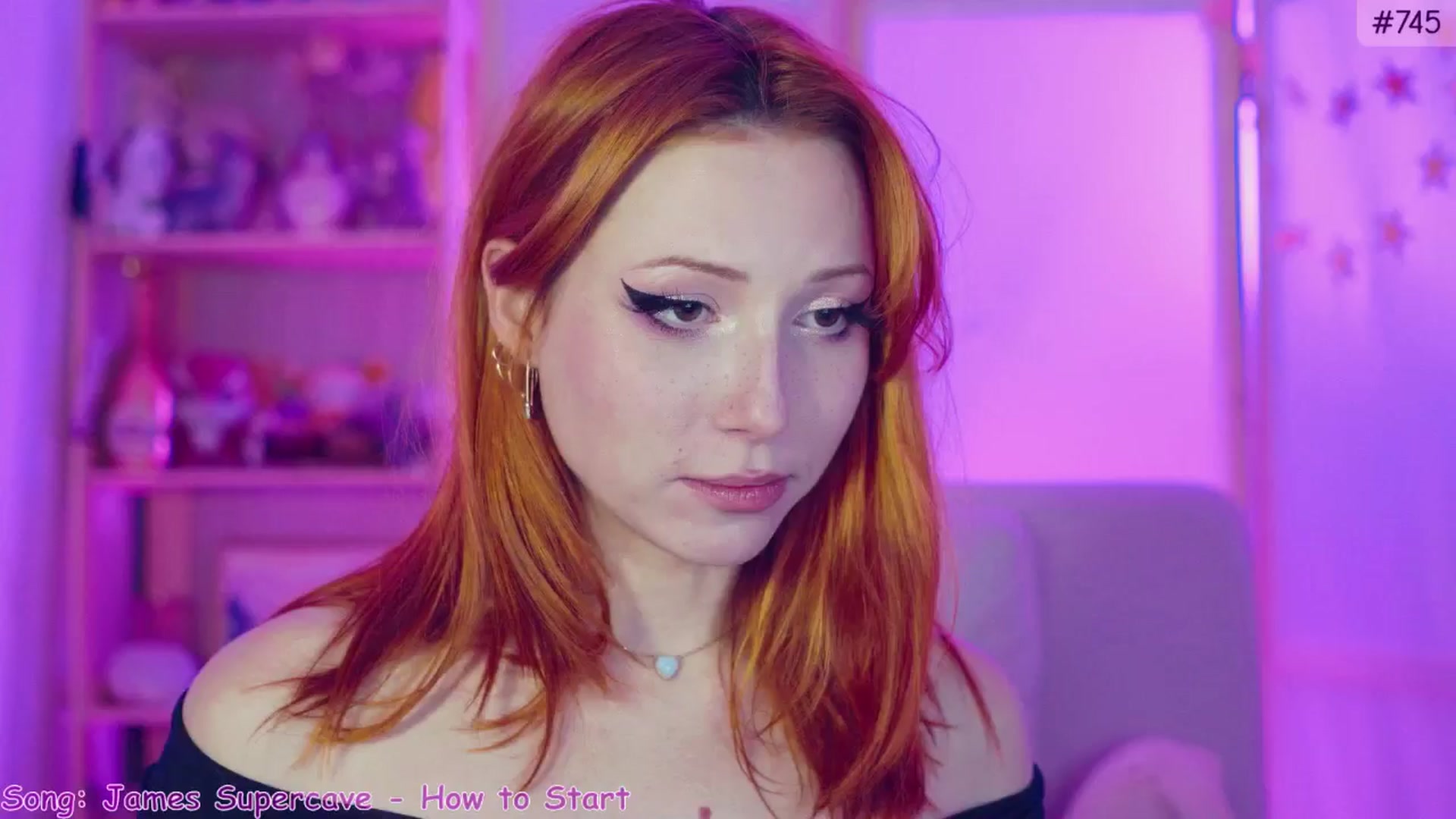 Gallery image thumbnail from Purrelove's myfreecams stream on, 11/17/2024, 12:18 image 19 of 20