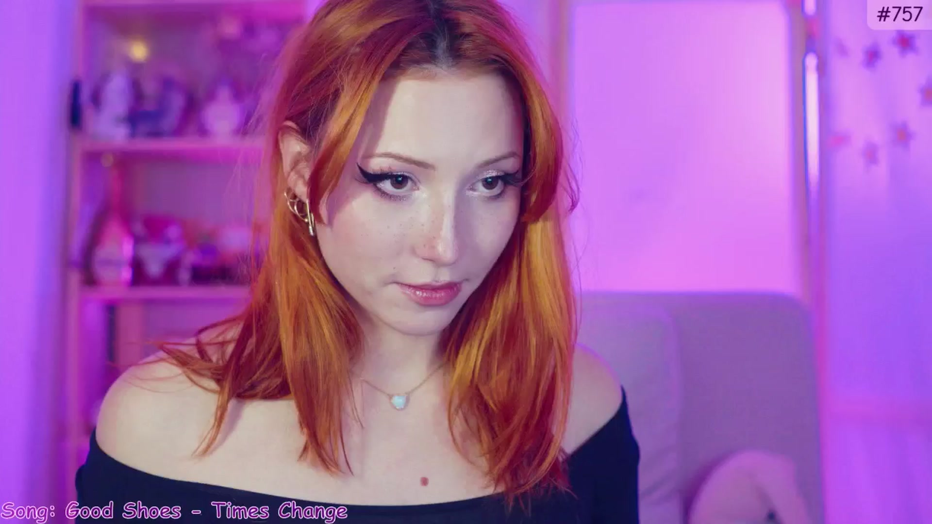 Gallery image thumbnail from Purrelove's myfreecams stream on, 11/17/2024, 12:18 image 12 of 20