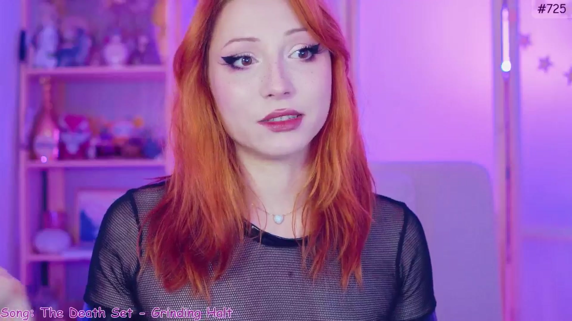 Gallery image thumbnail from Purrelove's myfreecams stream on, 11/19/2024, 08:05 image 8 of 20