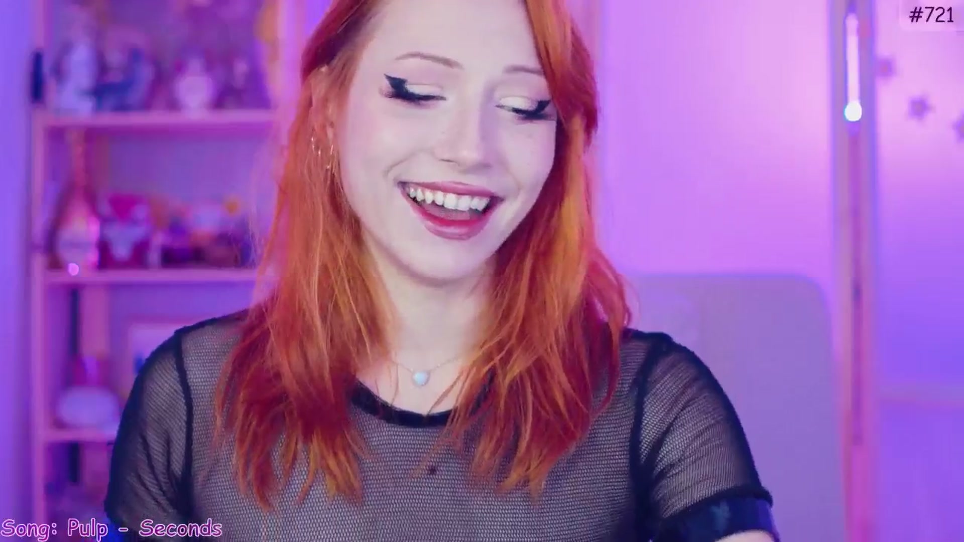Gallery image thumbnail from Purrelove's myfreecams stream on, 11/19/2024, 08:05 image 9 of 20