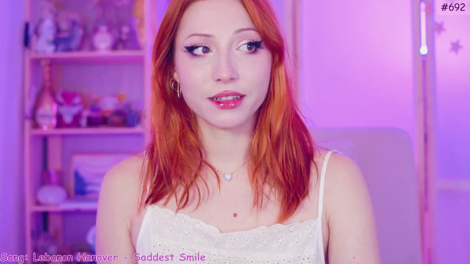 Gallery image thumbnail from Purrelove's myfreecams stream on, 11/19/2024, 09:48 image 9 of 20