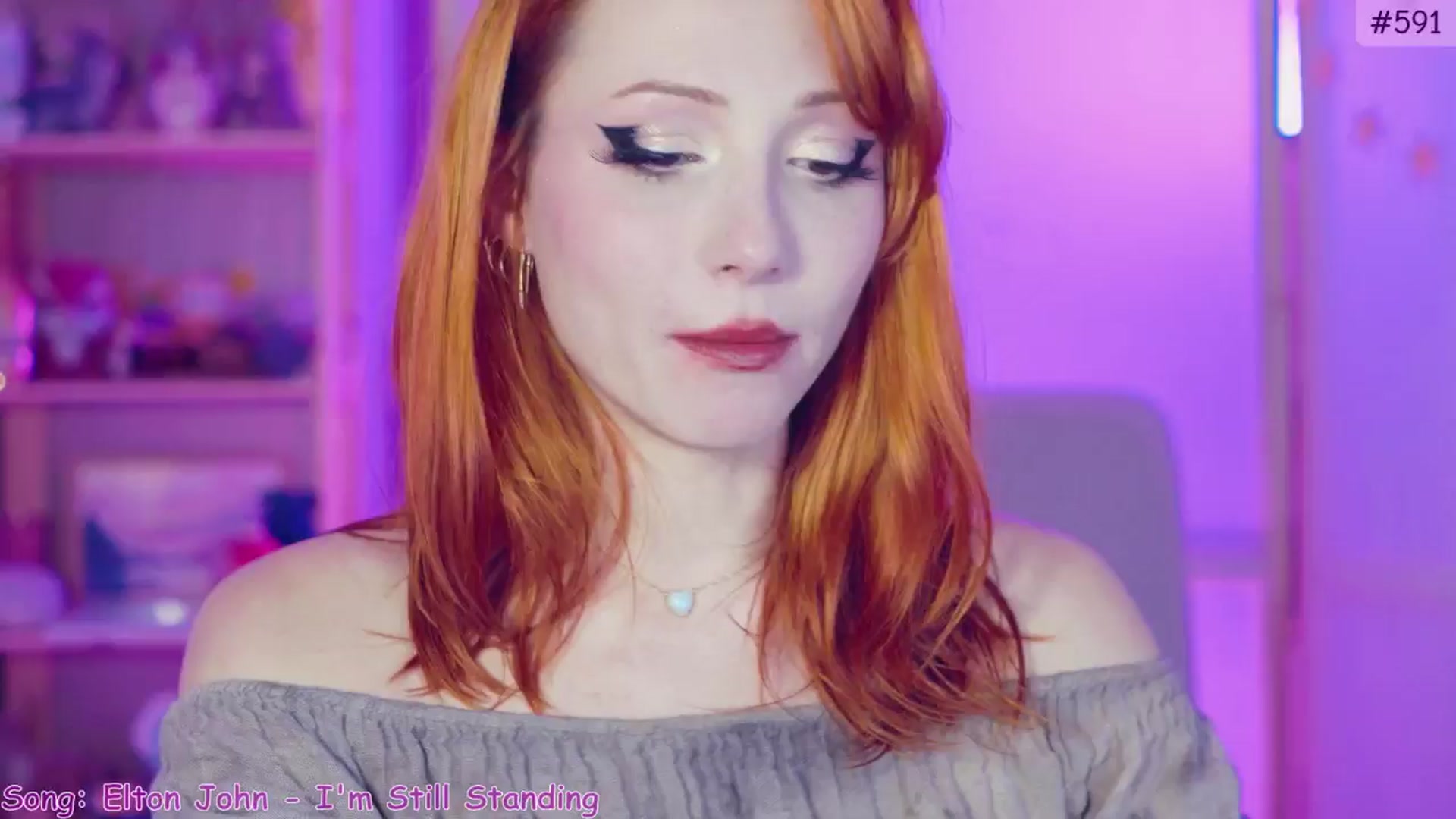 Gallery image thumbnail from Purrelove's myfreecams stream on, 11/23/2024, 15:00 image 15 of 20