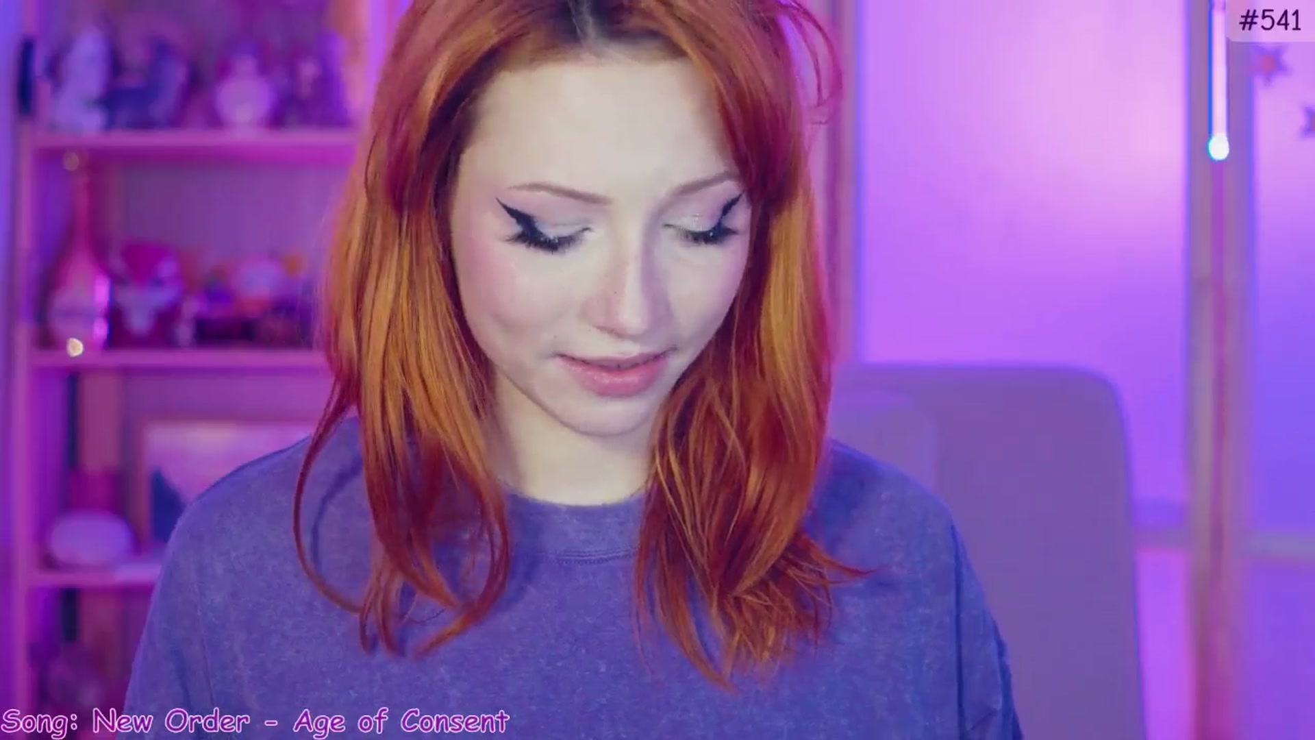 Gallery image thumbnail from Purrelove's myfreecams stream on, 11/24/2024, 14:36 image 17 of 20