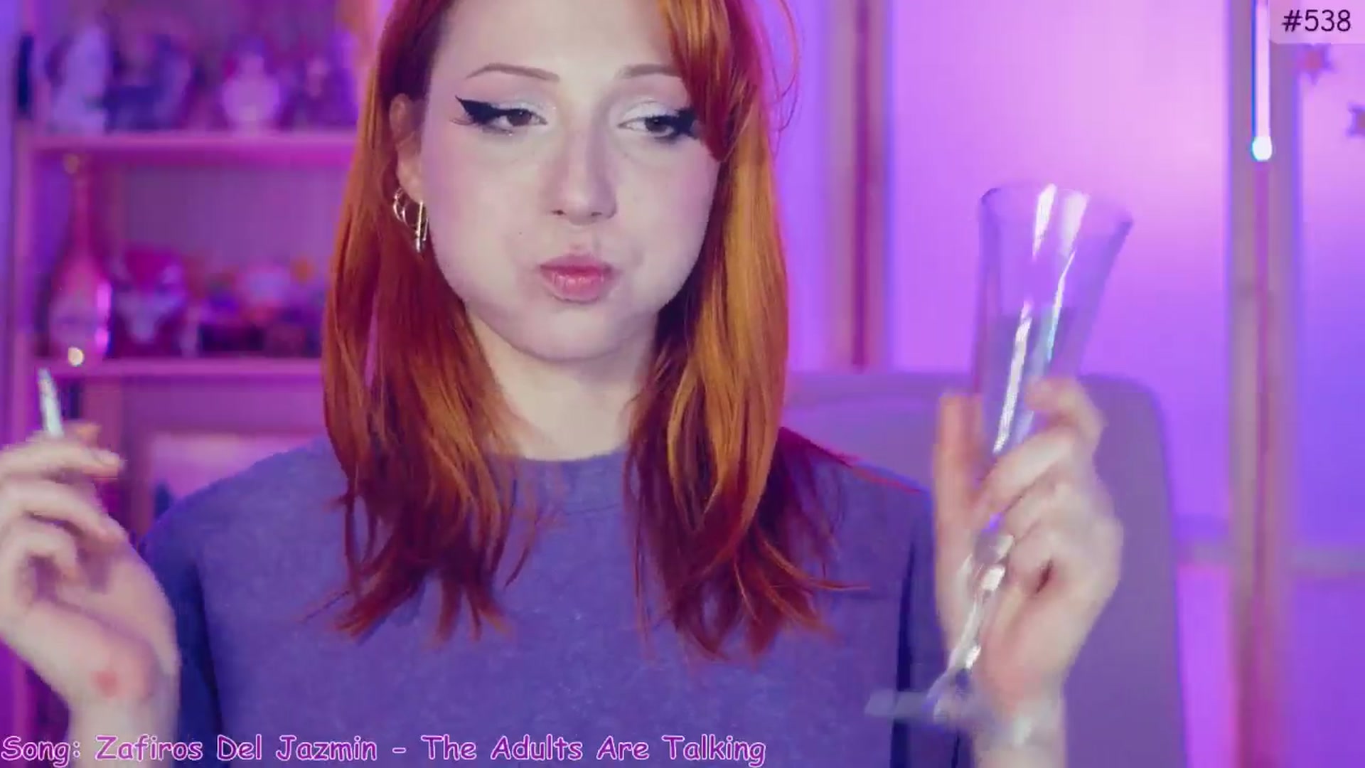 Gallery image thumbnail from Purrelove's myfreecams stream on, 11/24/2024, 14:36 image 19 of 20