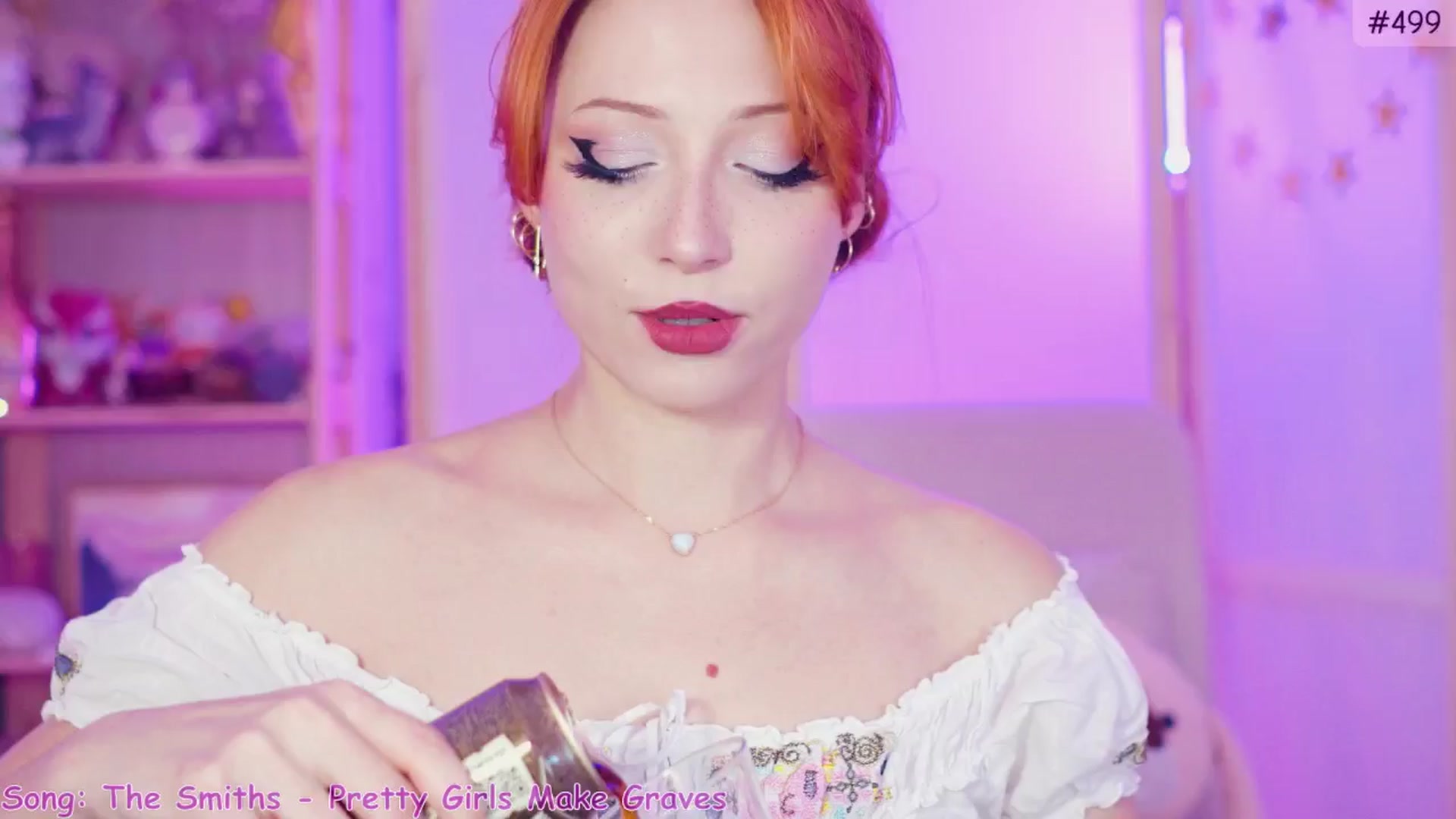 Gallery image thumbnail from Purrelove's myfreecams stream on, 11/28/2024, 07:40 image 12 of 20