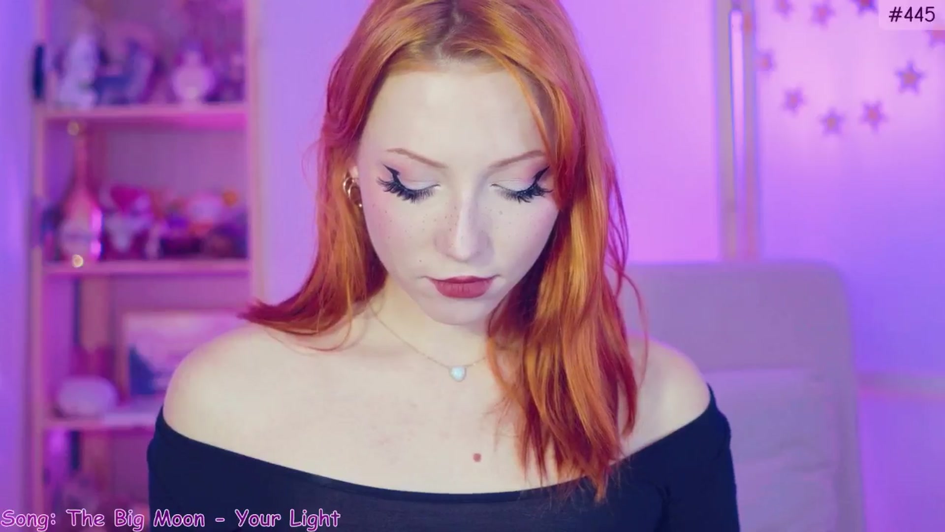 Gallery image thumbnail from Purrelove's myfreecams stream on, 11/30/2024, 08:21 image 10 of 20