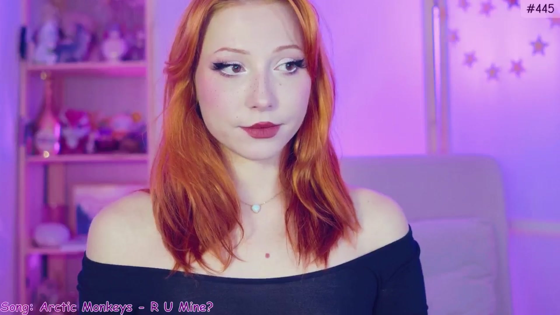 Gallery image thumbnail from Purrelove's myfreecams stream on, 11/30/2024, 08:21 image 8 of 20