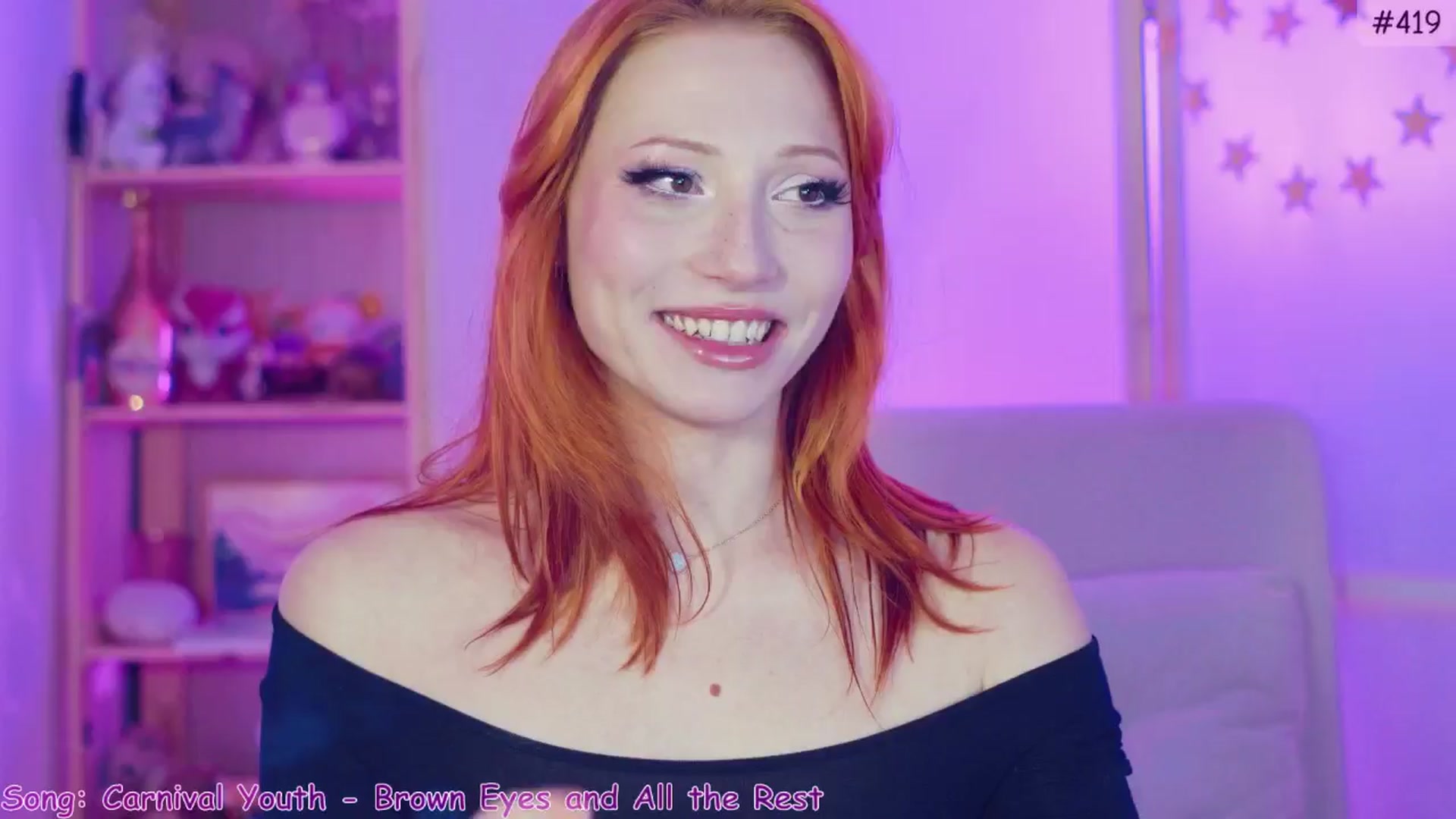 Gallery image thumbnail from Purrelove's myfreecams stream on, 11/30/2024, 13:12 image 18 of 20