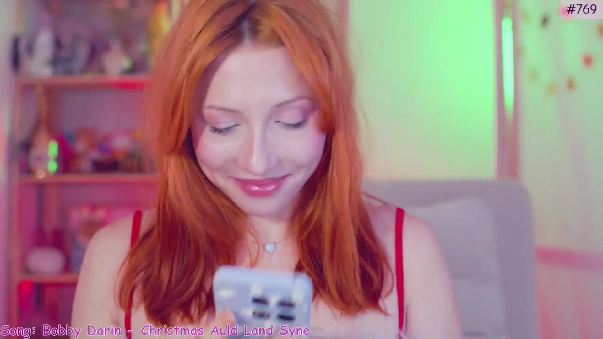 Gallery image thumbnail from Purrelove's myfreecams stream on, 12/07/2024, 08:30 image 9 of 20