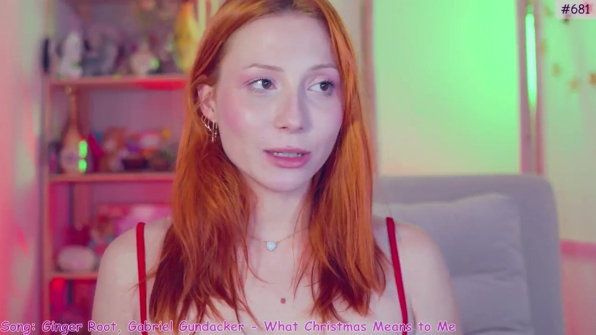 Gallery image thumbnail from Purrelove's myfreecams stream on, 12/07/2024, 15:03 image 10 of 20