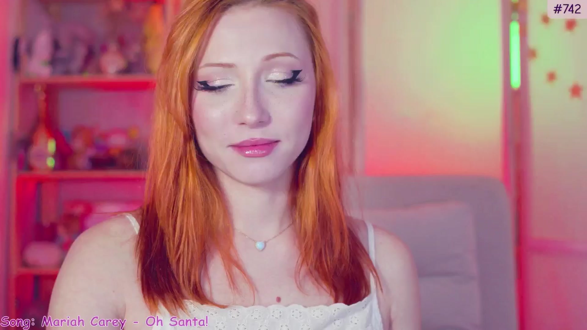 Gallery image thumbnail from Purrelove's myfreecams stream on, 12/12/2024, 13:48 image 6 of 20