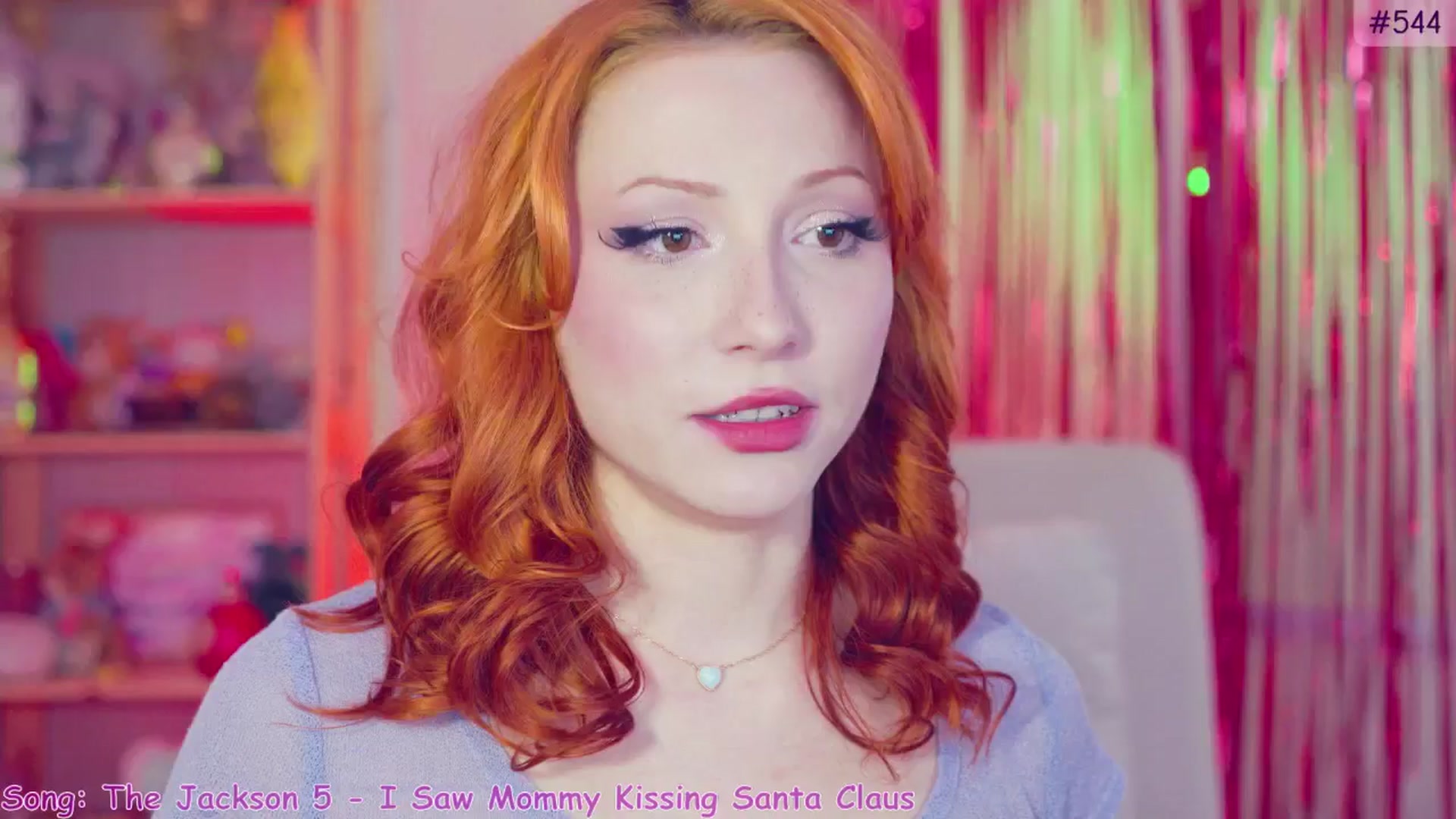 Gallery image thumbnail from Purrelove's myfreecams stream on, 12/15/2024, 08:43 image 17 of 20