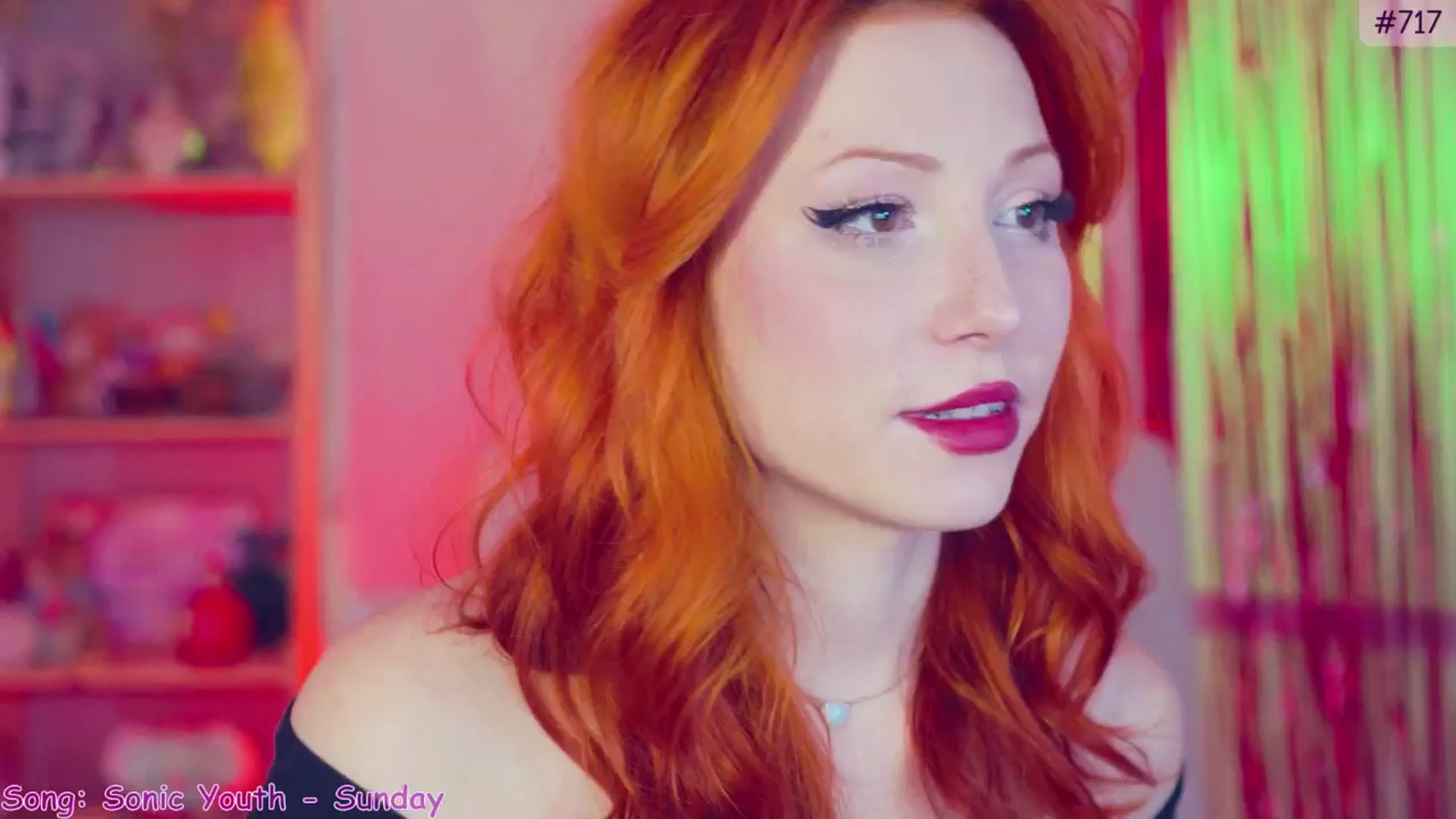 Gallery image thumbnail from Purrelove's myfreecams stream on, 12/19/2024, 09:13 image 1 of 20