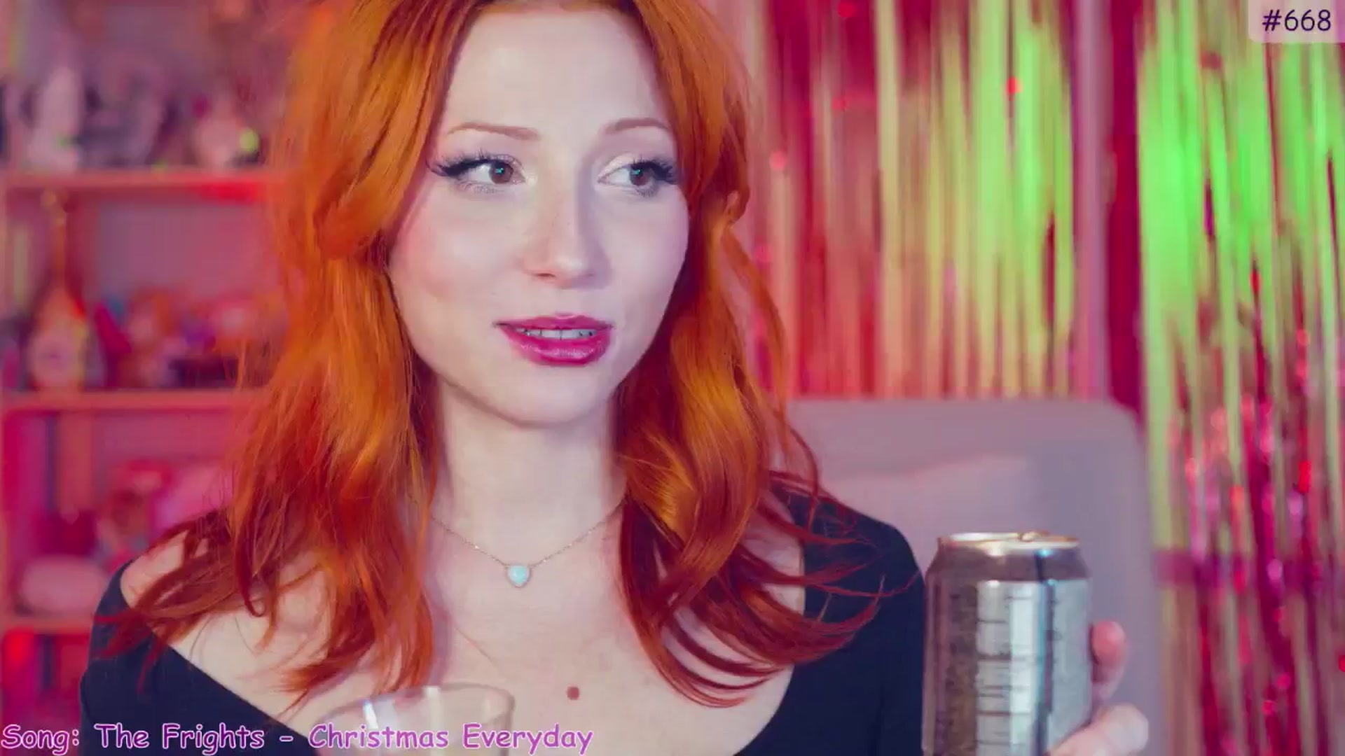 Gallery image thumbnail from Purrelove's myfreecams stream on, 12/19/2024, 11:40 image 11 of 20