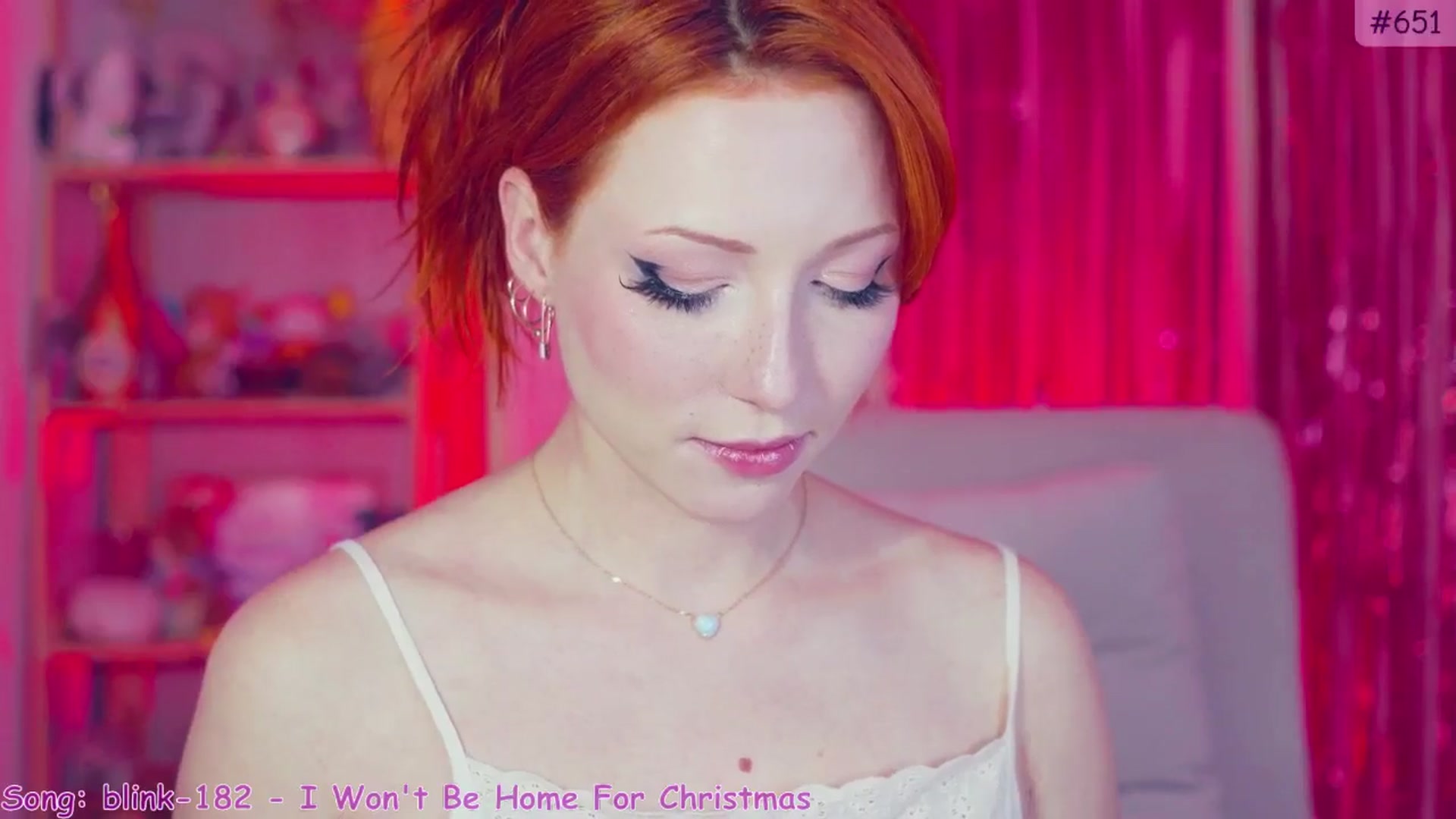 Gallery image thumbnail from Purrelove's myfreecams stream on, 12/20/2024, 15:56 image 16 of 20