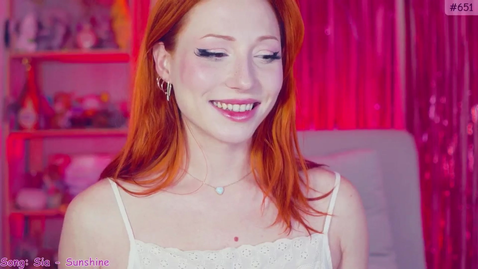 Gallery image thumbnail from Purrelove's myfreecams stream on, 12/20/2024, 15:56 image 7 of 20