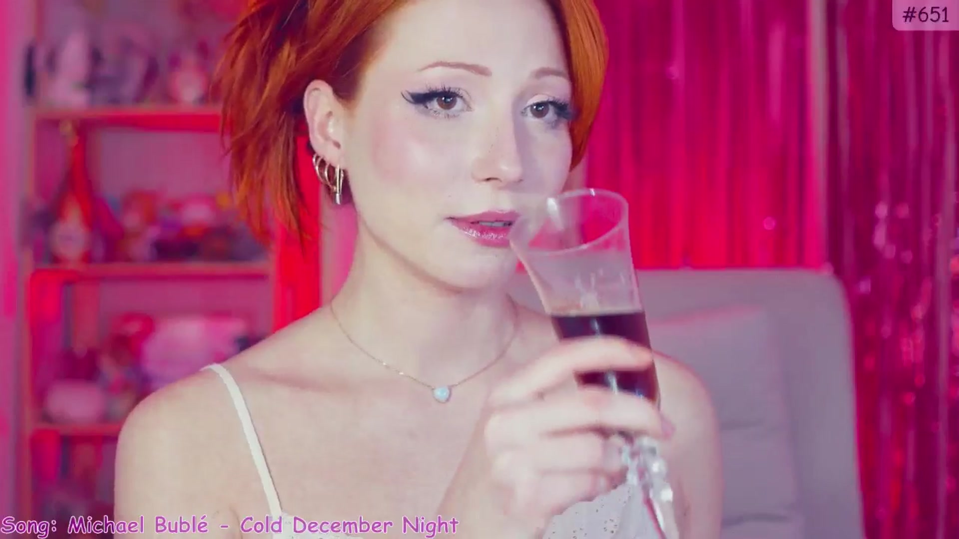 Gallery image thumbnail from Purrelove's myfreecams stream on, 12/20/2024, 15:56 image 15 of 20