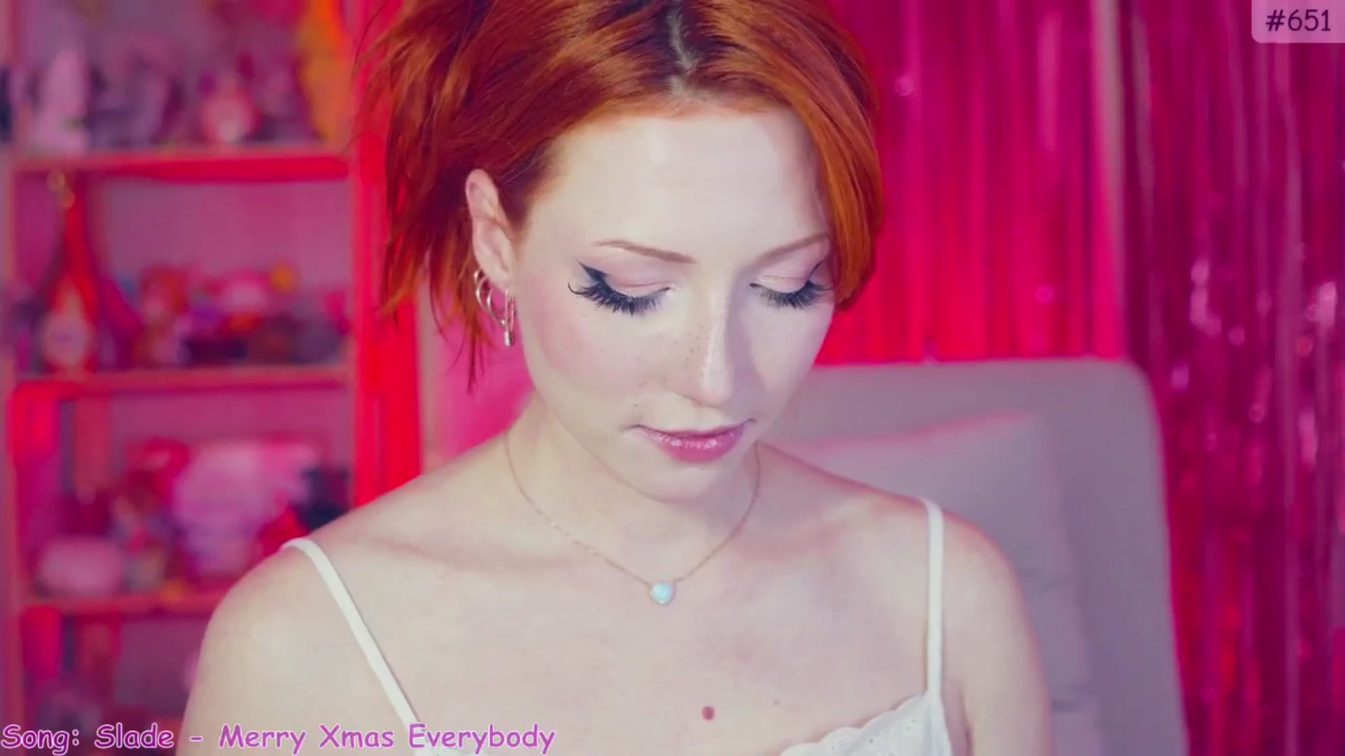 Gallery image thumbnail from Purrelove's myfreecams stream on, 12/20/2024, 15:56 image 18 of 20