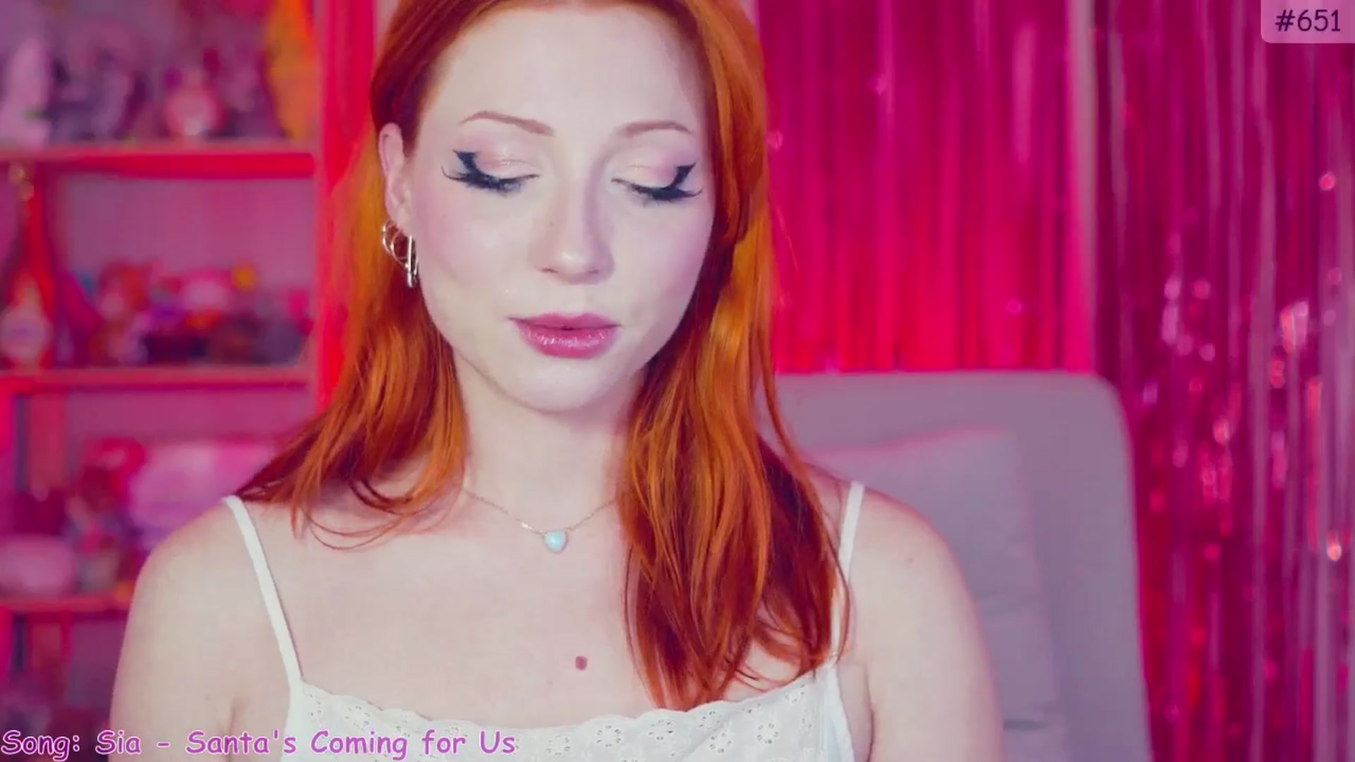 Gallery image thumbnail from Purrelove's myfreecams stream on, 12/20/2024, 15:56 image 6 of 20