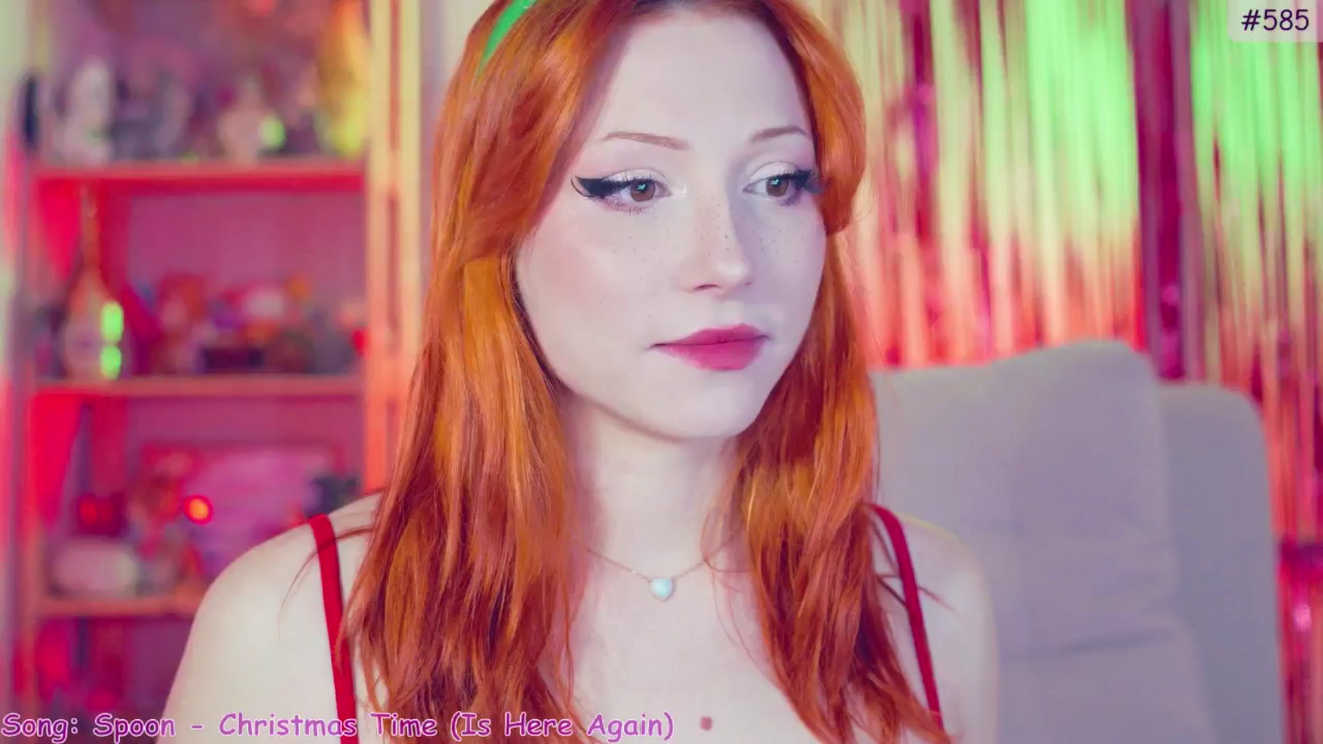 Gallery image thumbnail from Purrelove's myfreecams stream on, 12/29/2024, 07:55 image 14 of 20