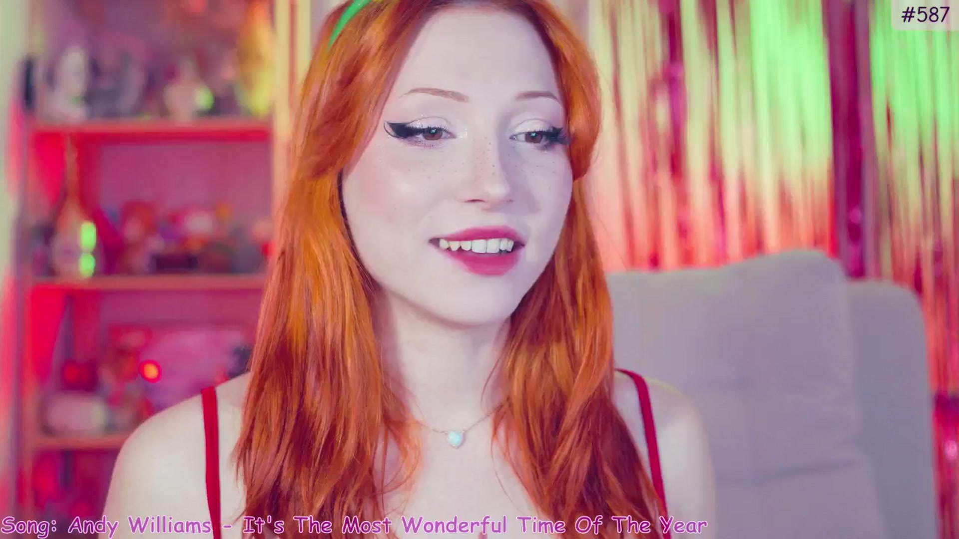 Gallery image thumbnail from Purrelove's myfreecams stream on, 12/29/2024, 07:55 image 4 of 20