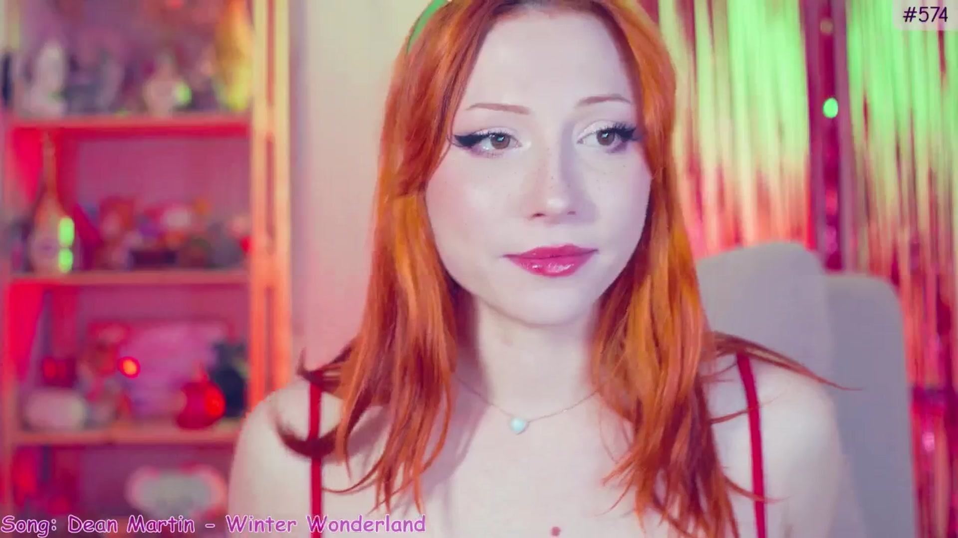 Gallery image thumbnail from Purrelove's myfreecams stream on, 12/29/2024, 10:03 image 9 of 20