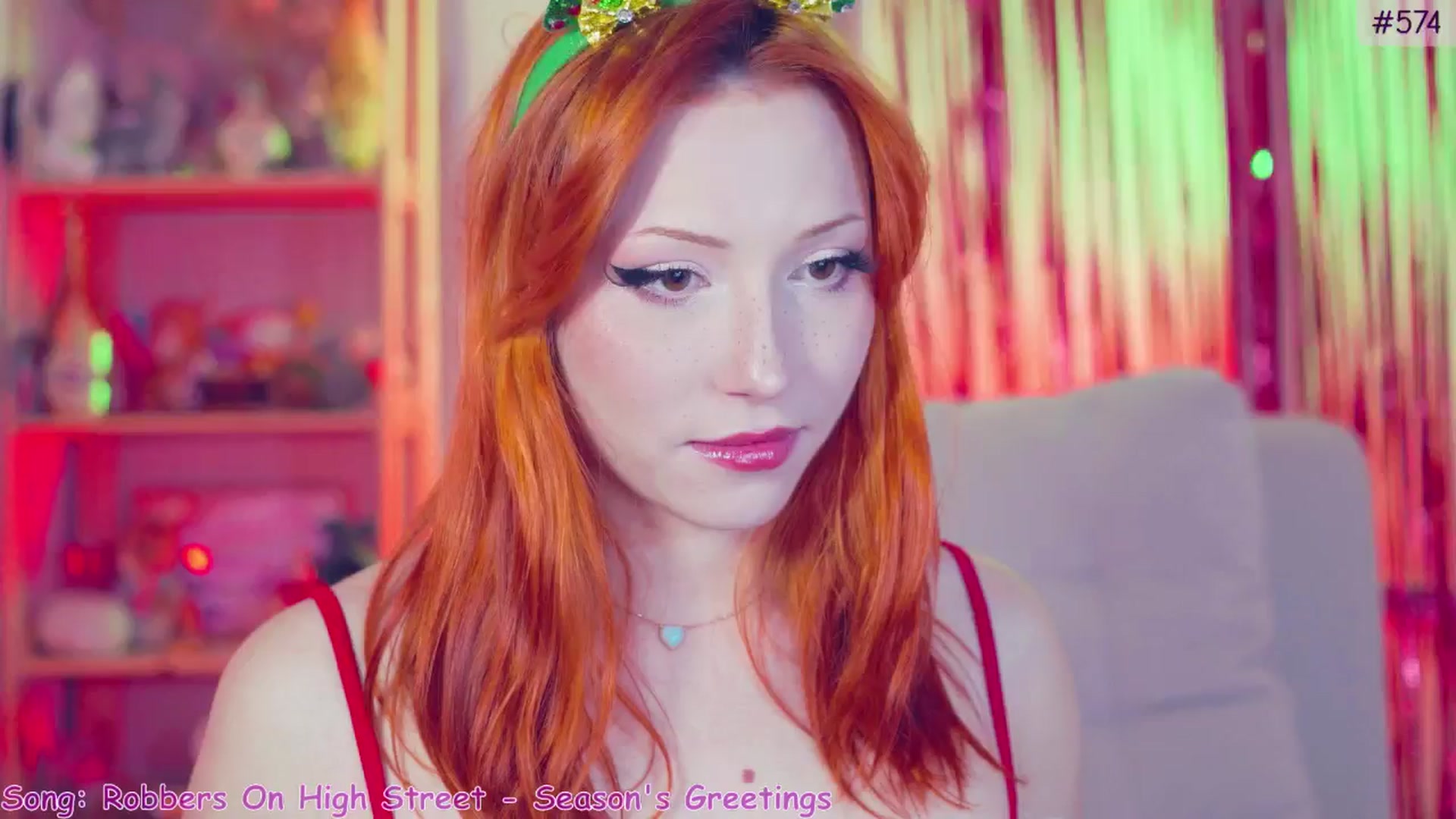 Gallery image thumbnail from Purrelove's myfreecams stream on, 12/29/2024, 10:03 image 10 of 20