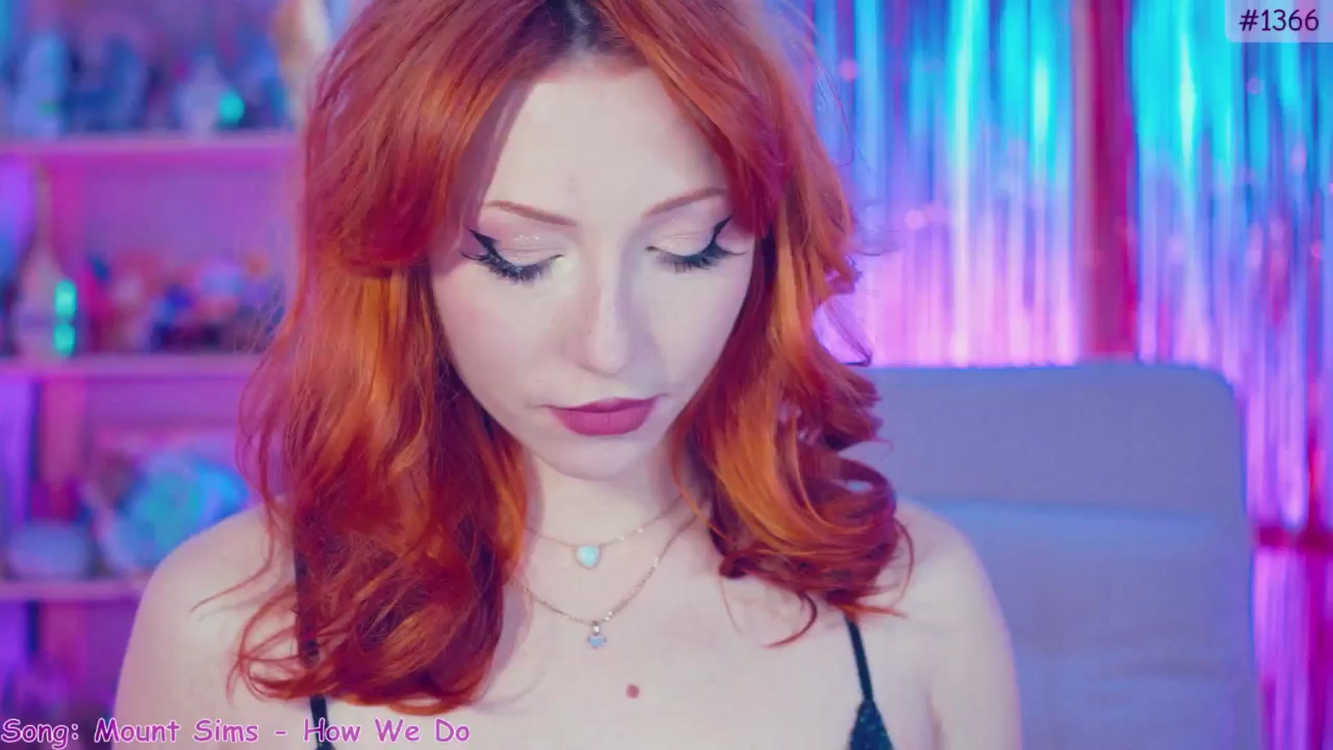 Gallery image thumbnail from Purrelove's myfreecams stream on, 01/04/2025, 09:17 image 18 of 20