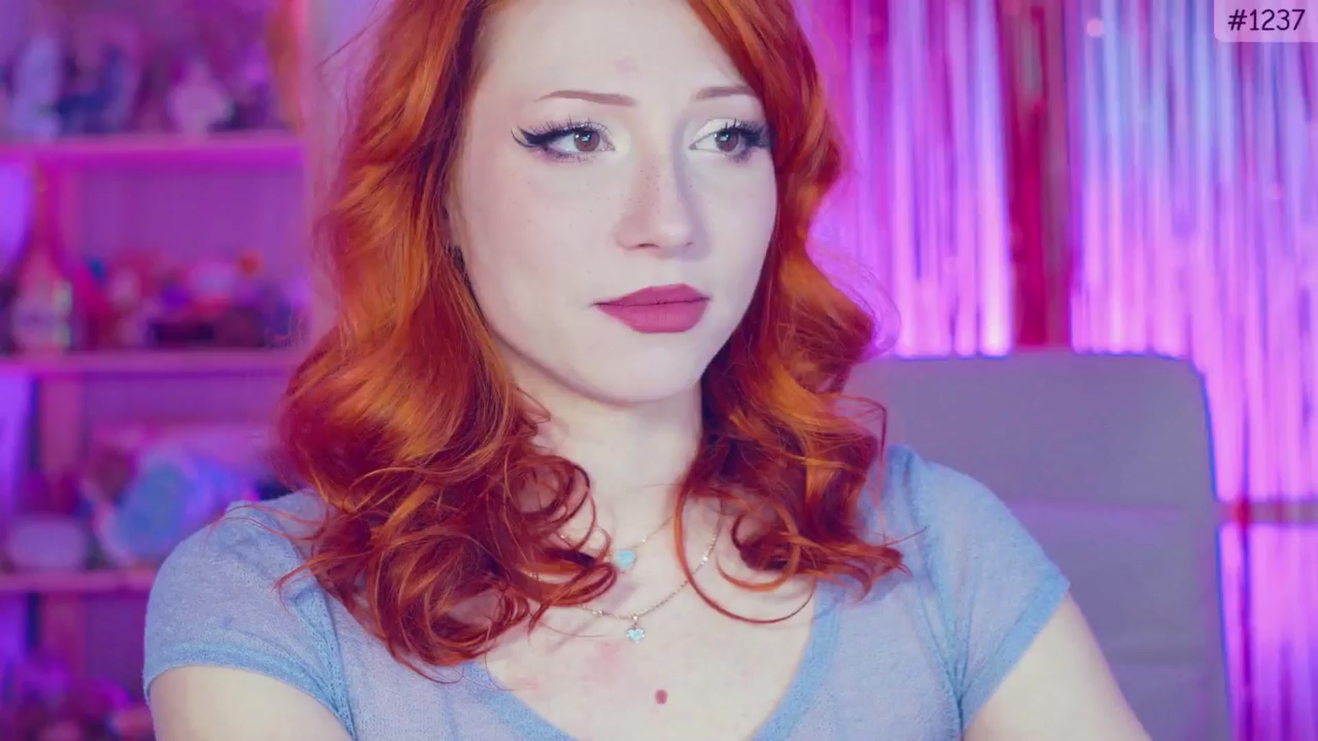 Gallery image thumbnail from Purrelove's myfreecams stream on, 01/05/2025, 09:23 image 11 of 20