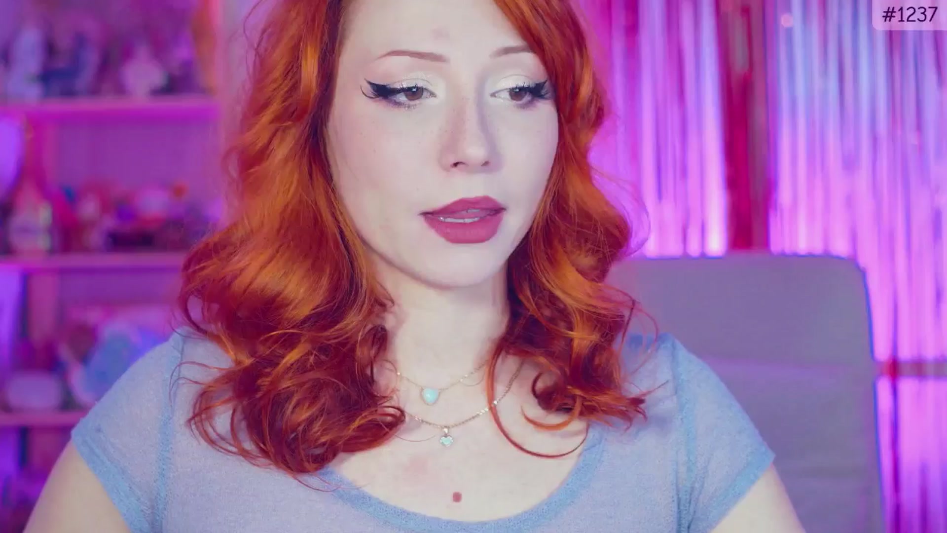 Gallery image thumbnail from Purrelove's myfreecams stream on, 01/05/2025, 09:23 image 12 of 20