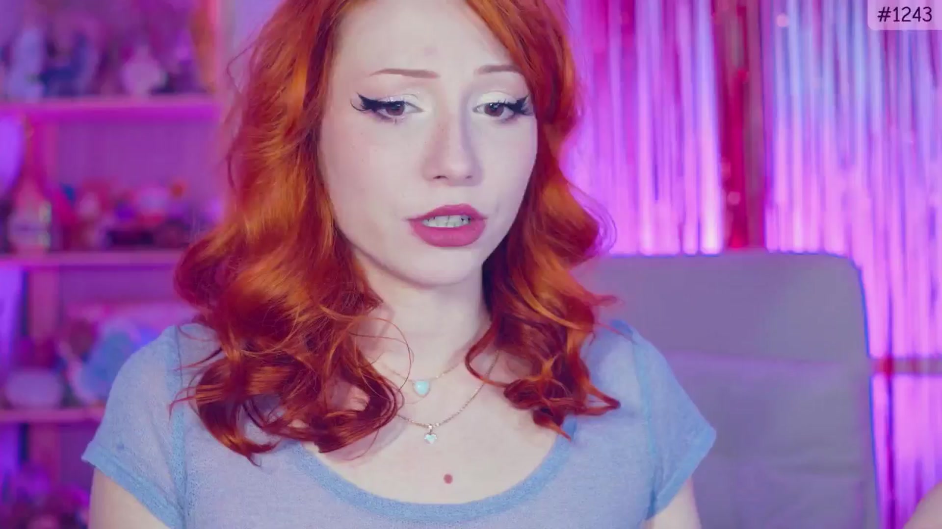 Gallery image thumbnail from Purrelove's myfreecams stream on, 01/05/2025, 09:23 image 17 of 20