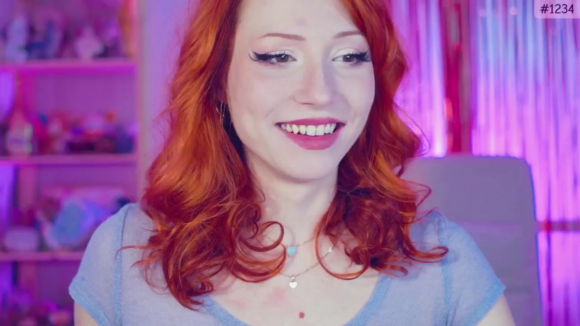 Gallery image thumbnail from Purrelove's myfreecams stream on, 01/05/2025, 09:23 image 9 of 20
