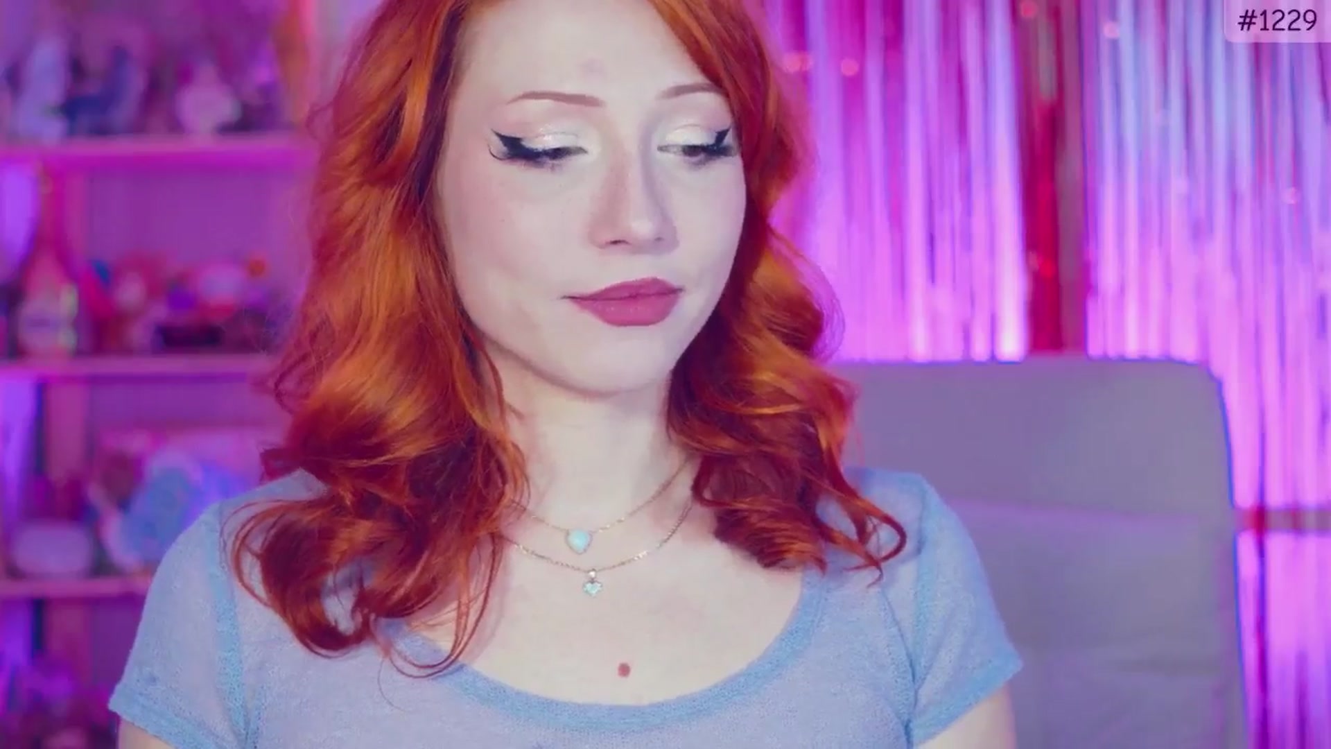 Gallery image thumbnail from Purrelove's myfreecams stream on, 01/05/2025, 11:09 image 4 of 20