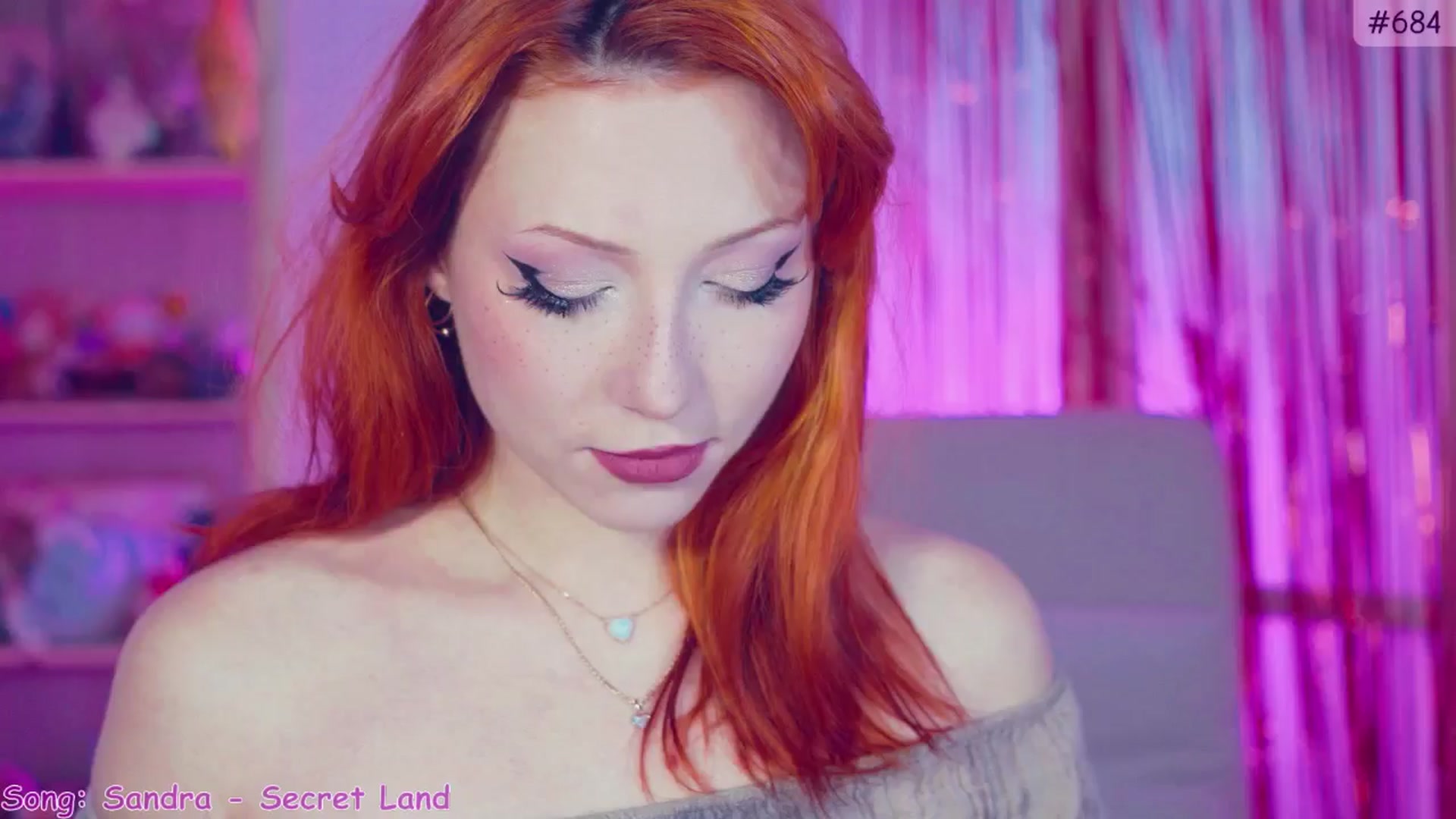 Gallery image thumbnail from Purrelove's myfreecams stream on, 01/08/2025, 09:25 image 3 of 20