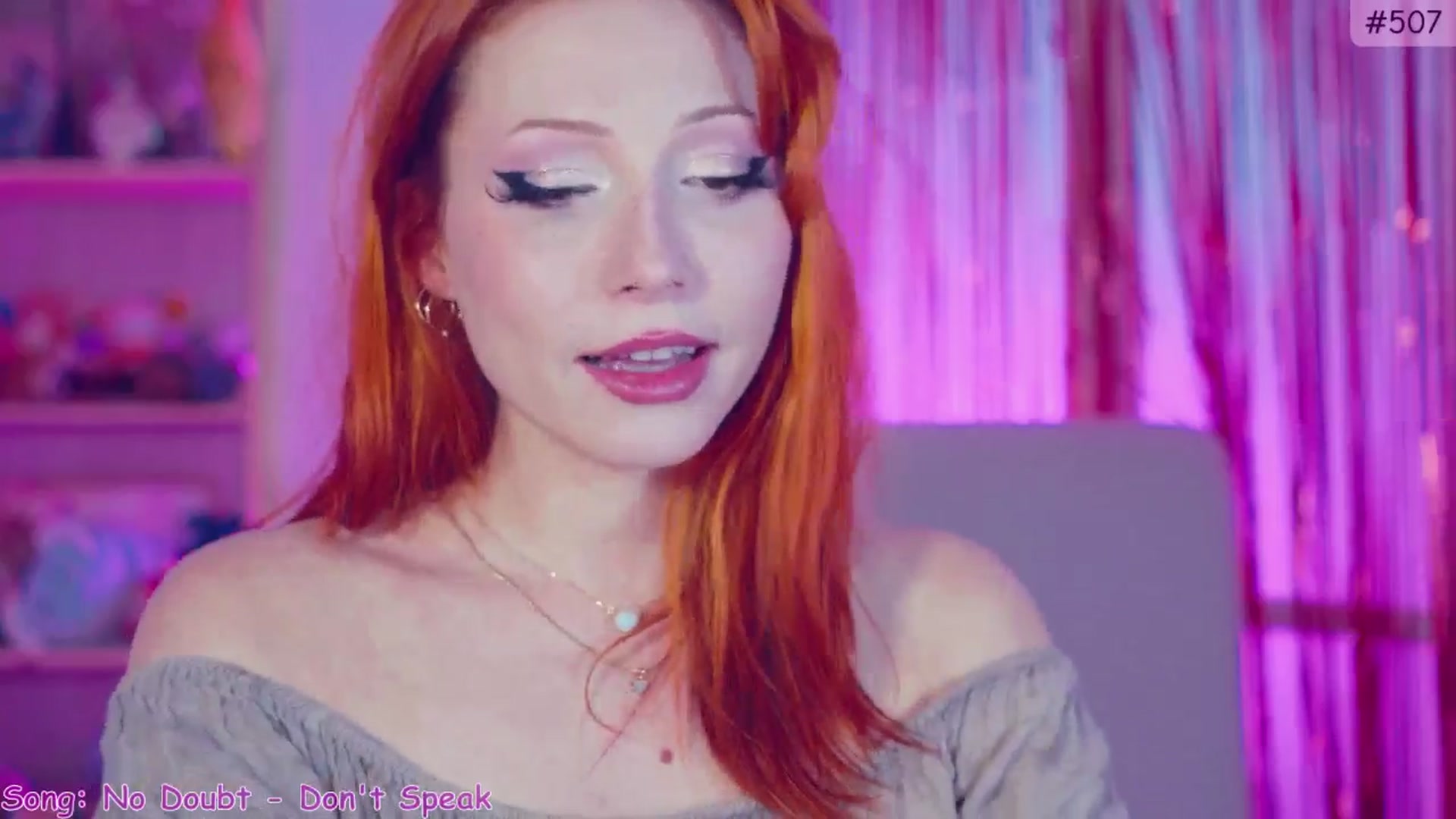 Gallery image thumbnail from Purrelove's myfreecams stream on, 01/08/2025, 12:08 image 11 of 20