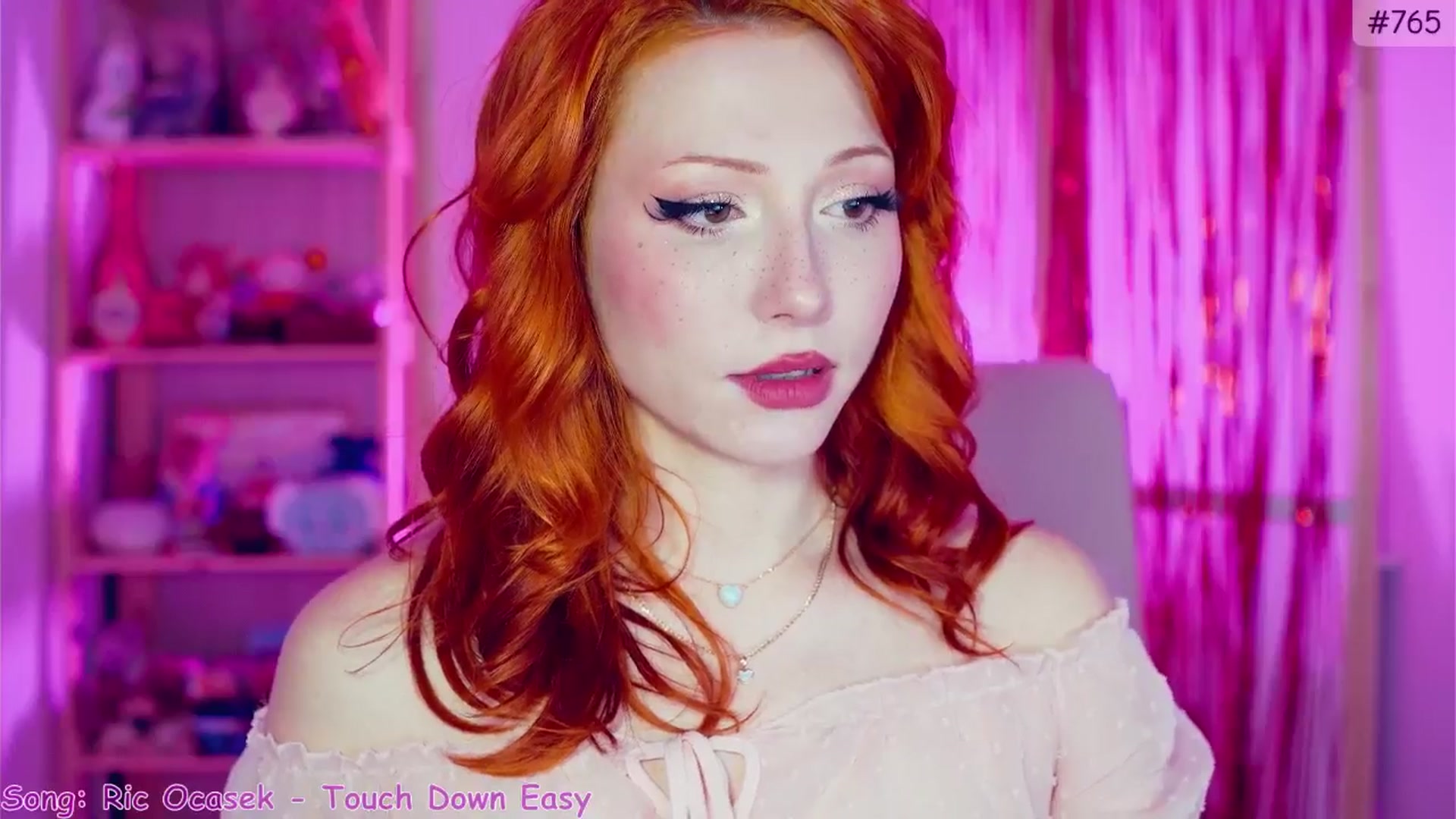 Gallery image thumbnail from Purrelove's myfreecams stream on, 01/20/2025, 13:19 image 5 of 20