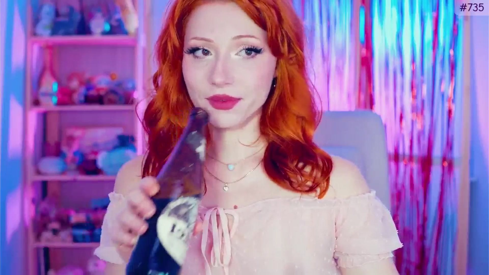 Gallery image thumbnail from Purrelove's myfreecams stream on, 01/20/2025, 13:19 image 10 of 20