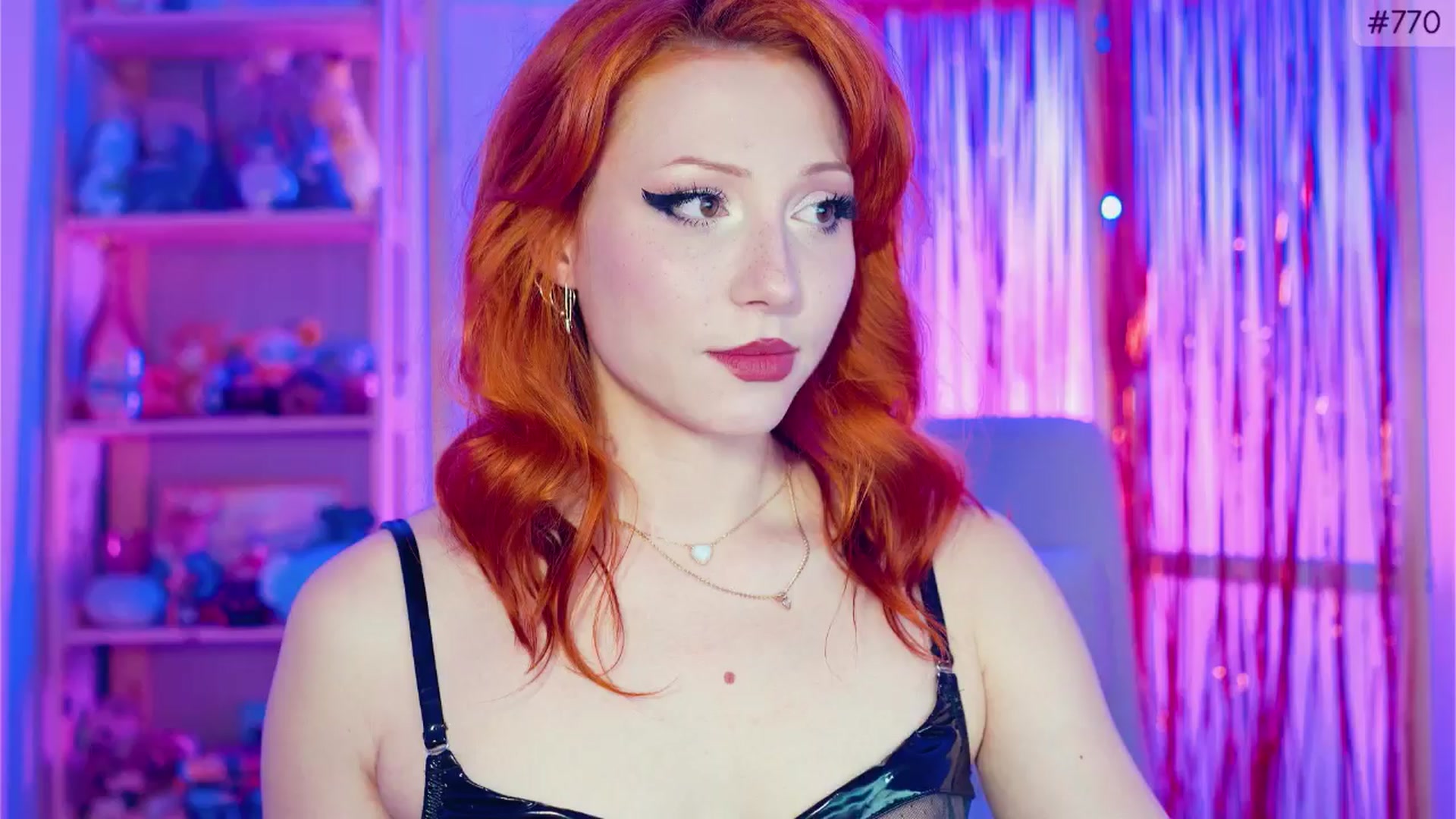 Gallery image thumbnail from Purrelove's myfreecams stream on, 01/24/2025, 11:15 image 4 of 20