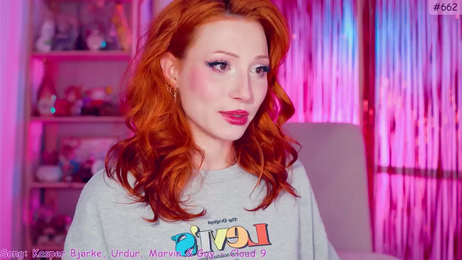 Gallery image thumbnail from Purrelove's myfreecams stream on, 01/25/2025, 12:51 image 4 of 20